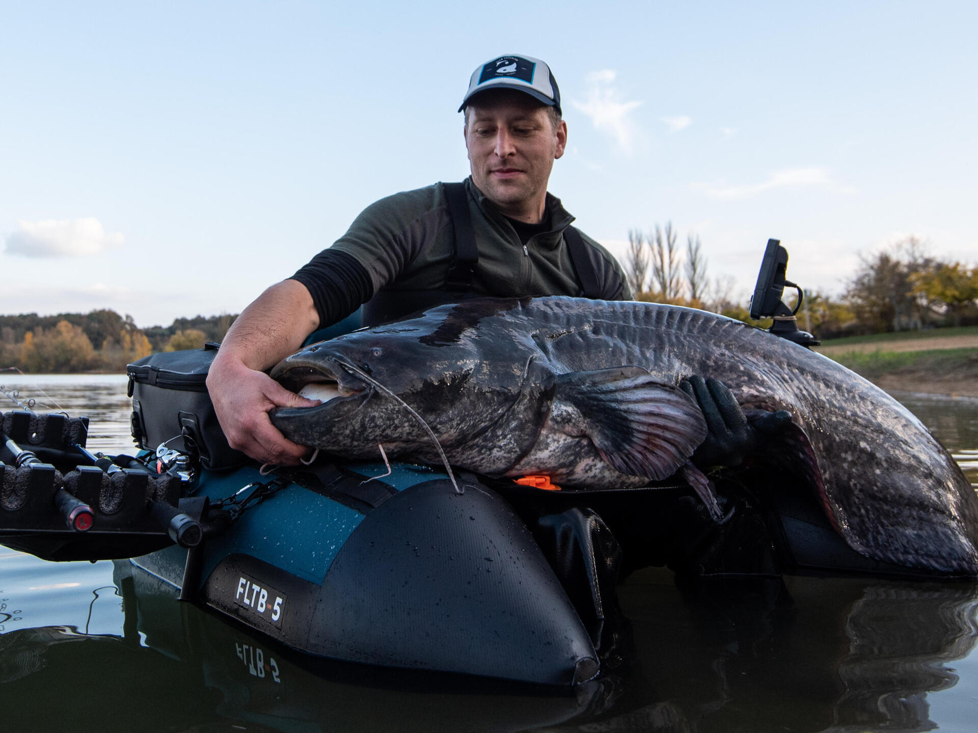 Publicações na imprensa   - pesca ao achigã