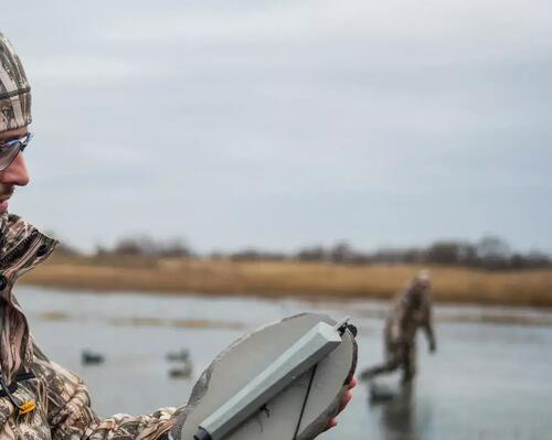 Mounting a plastic mallard decoy 