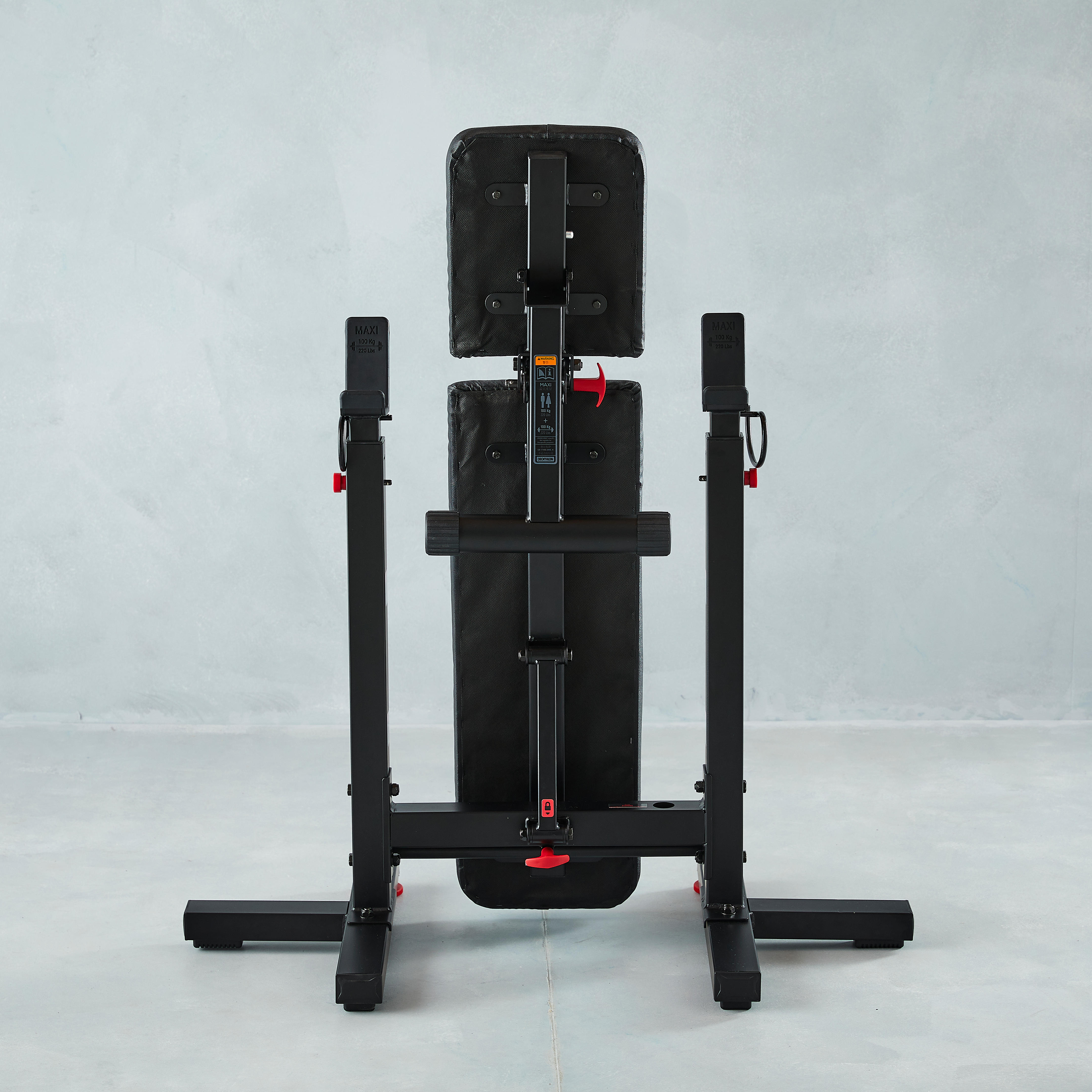 Tiltable and foldable weight bench with adjustable pegs Decathlon