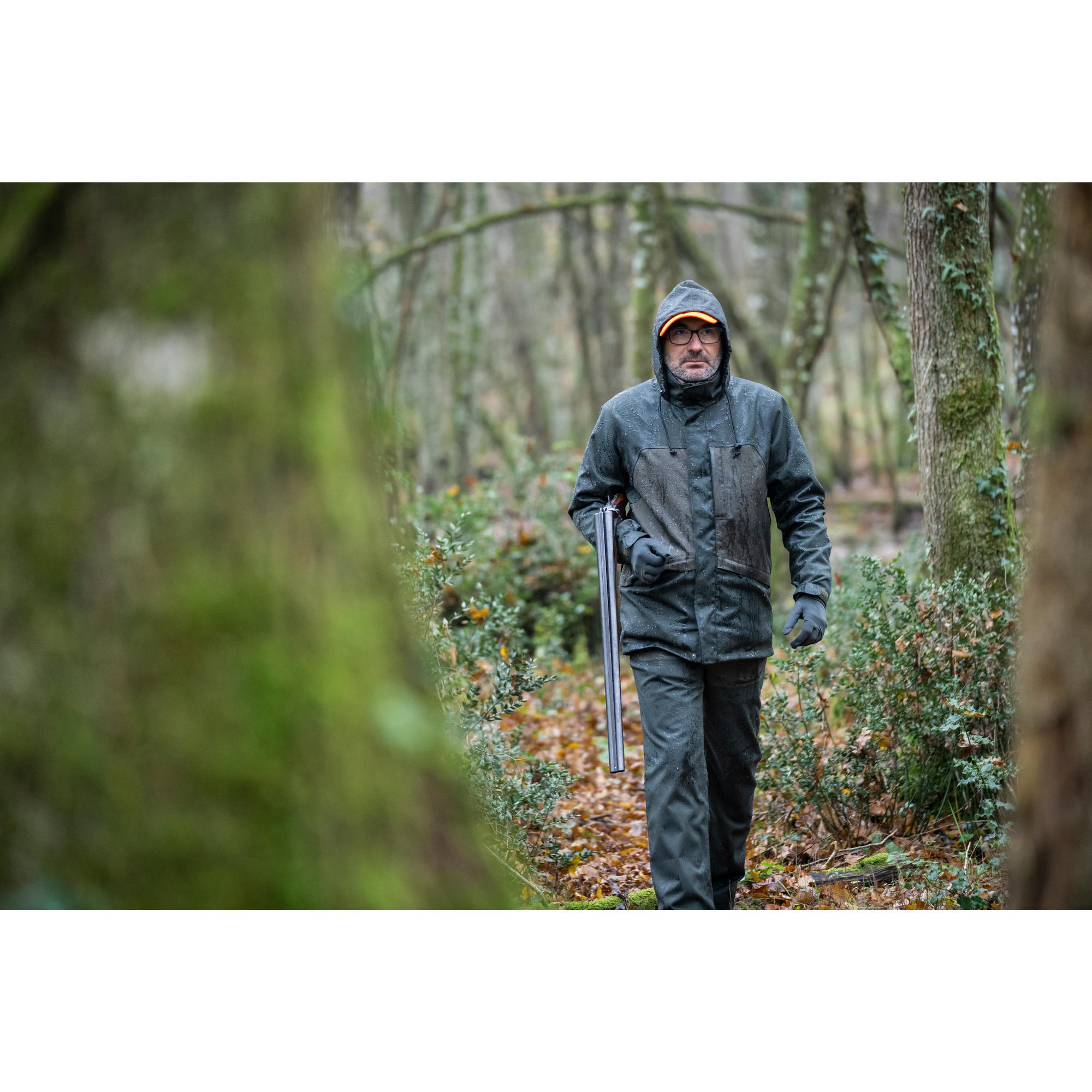 Hard-wearing, waterproof Supertrack green 100 hunting jacket