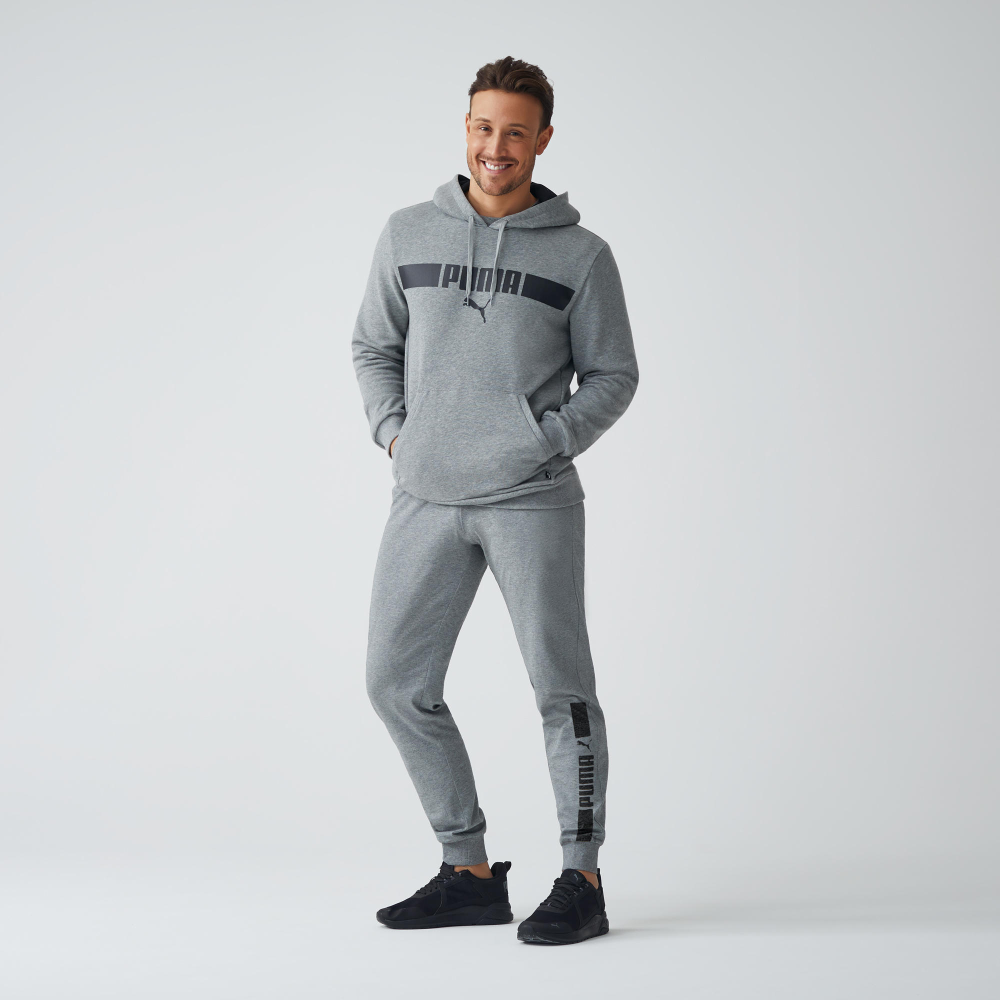 puma mens jogging bottoms