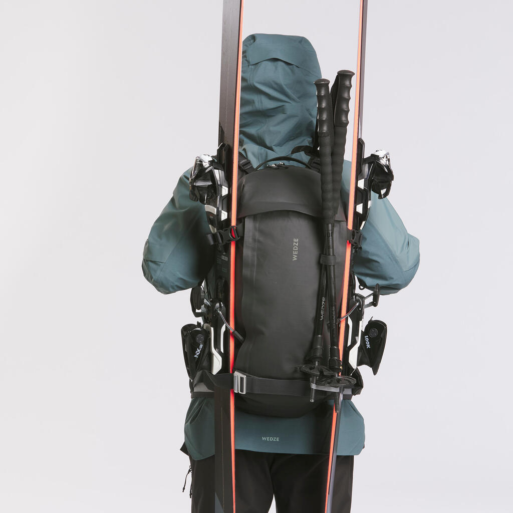 Snowboardový a lyžiarsky batoh FR 500 Defense L/XL na freeride