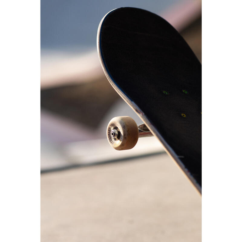 Sada 4 skateboardových koleček 52 mm 99A bílá kónická 