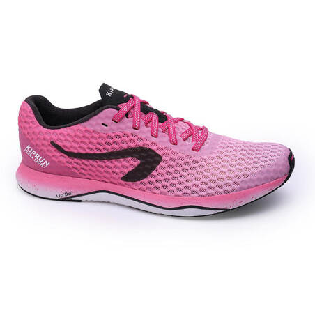 Sepatu Lari Kiprun Ultralight Wanita - pink