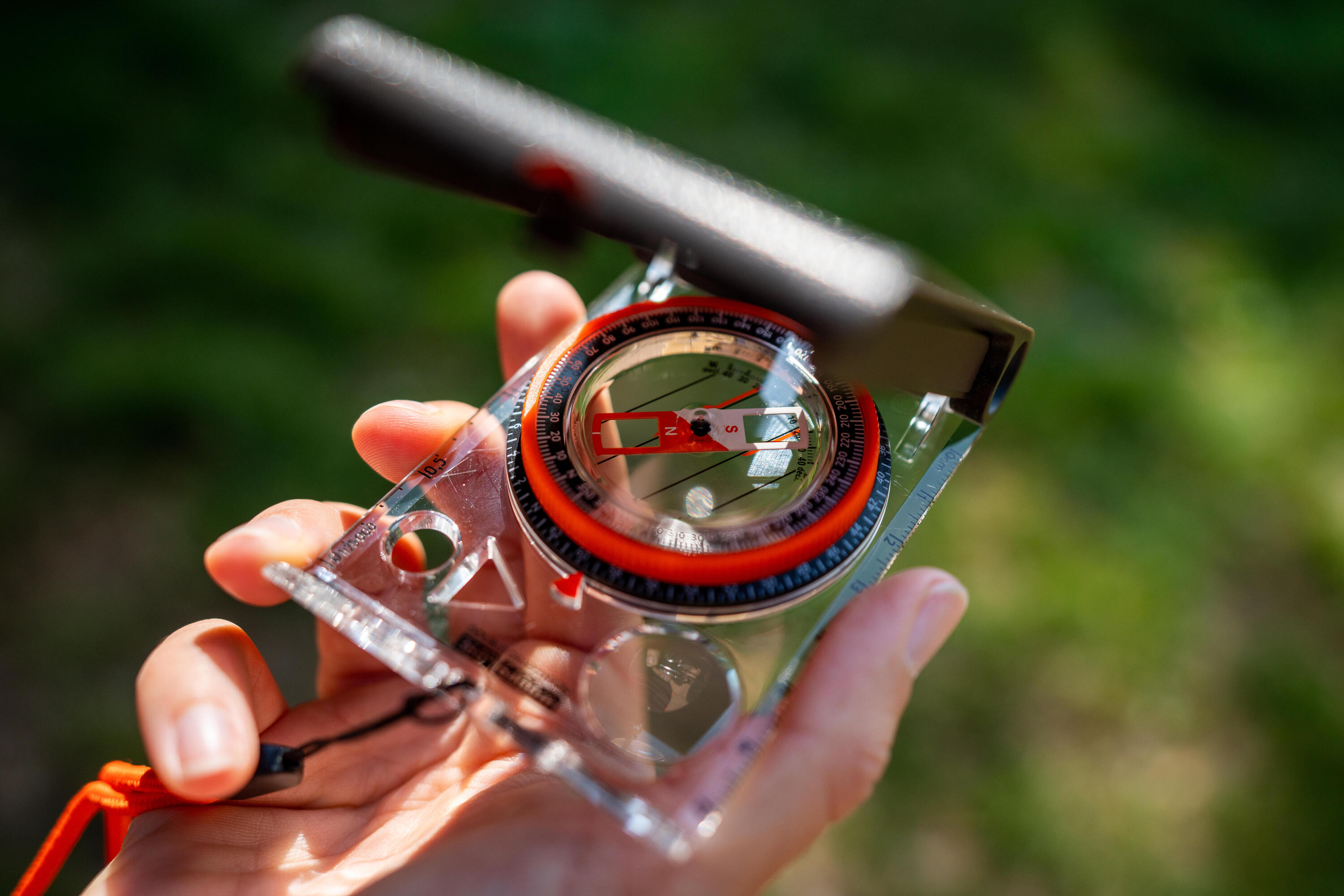 Peilkompass mit Spiegel Grad- und Stricheinteilung - Explorer 900 10/13