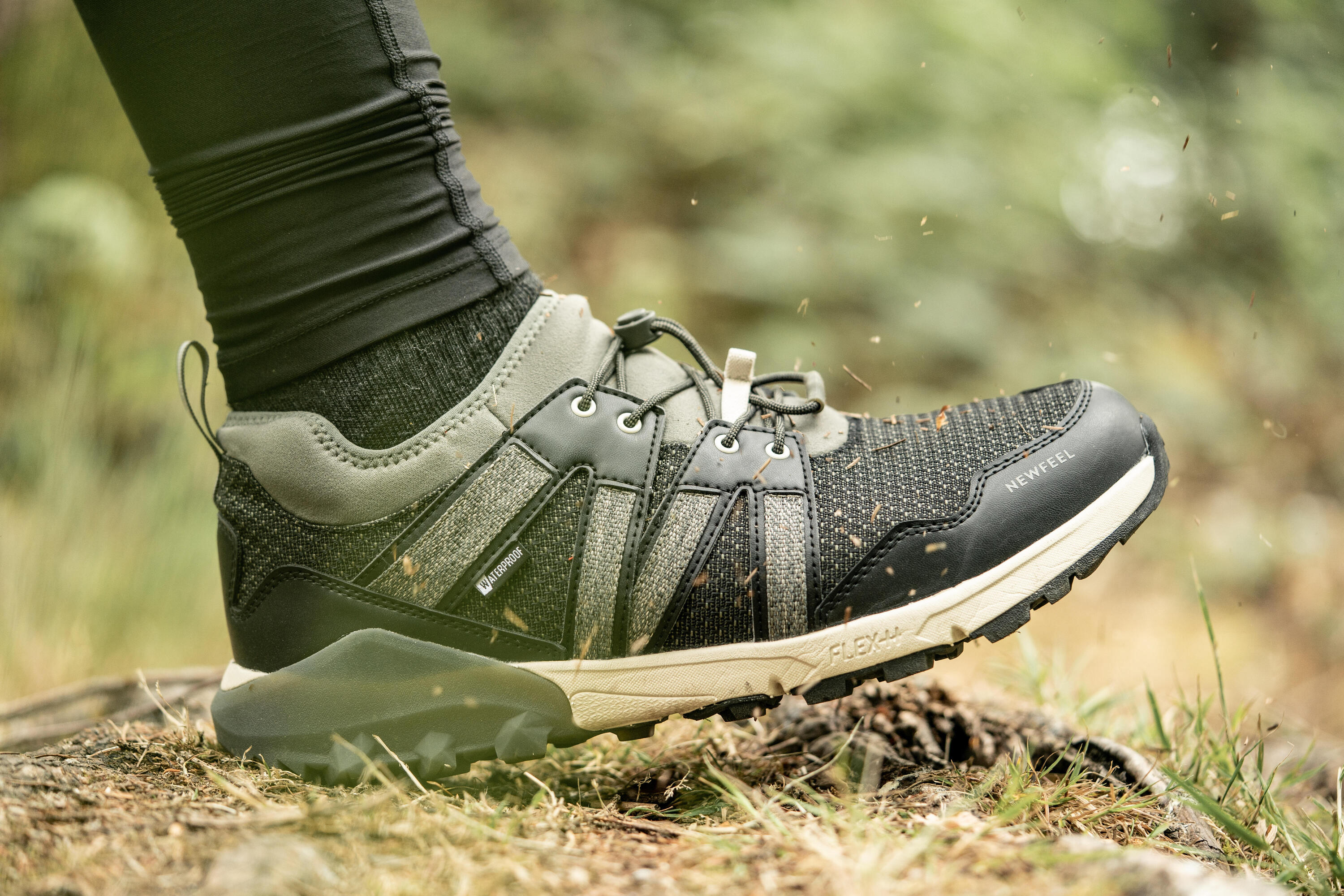 Chaussures imperméables de marche nordique NW 580 Kaki 9/12