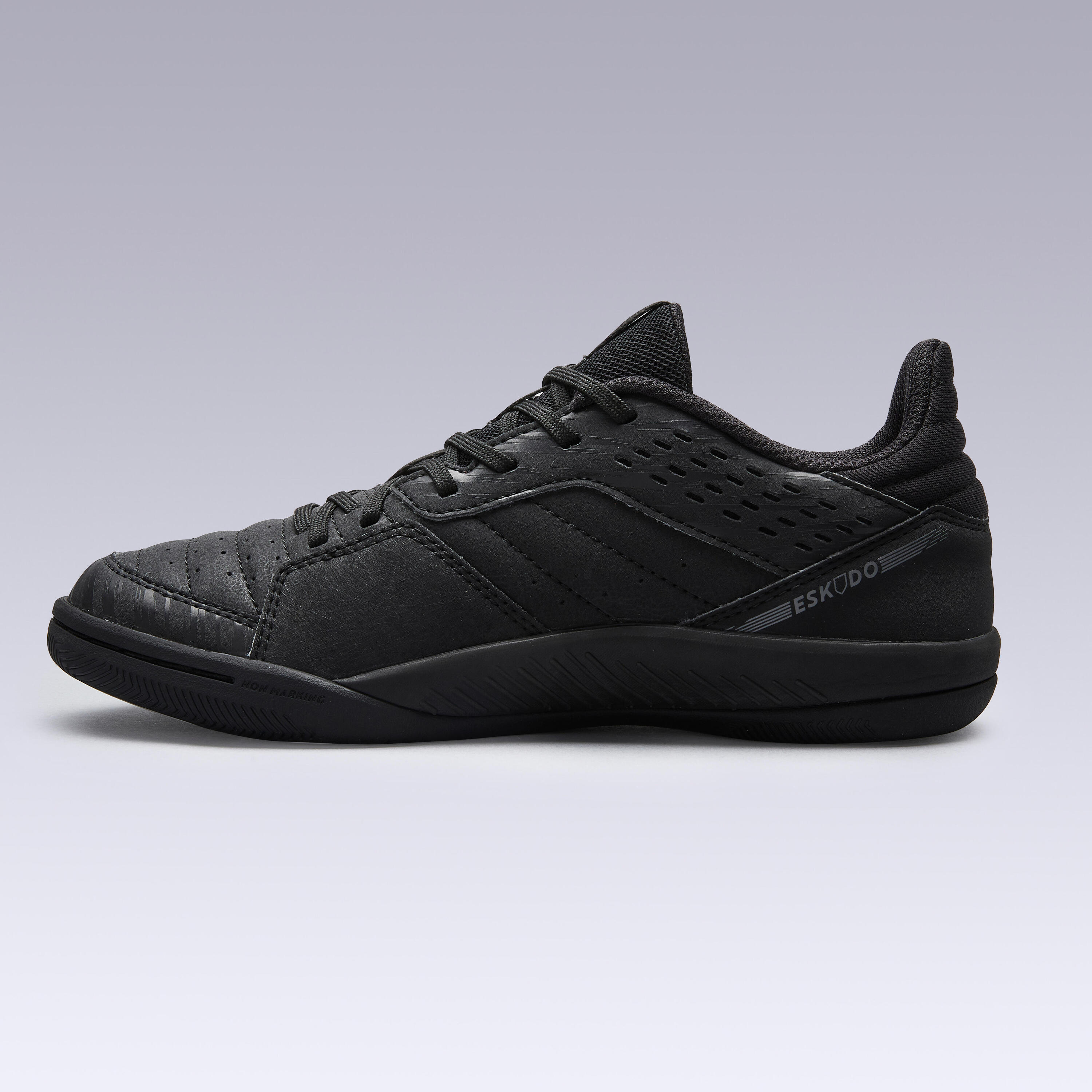 Junior Futsal Trainers Eskudo 500 - Black 8/11