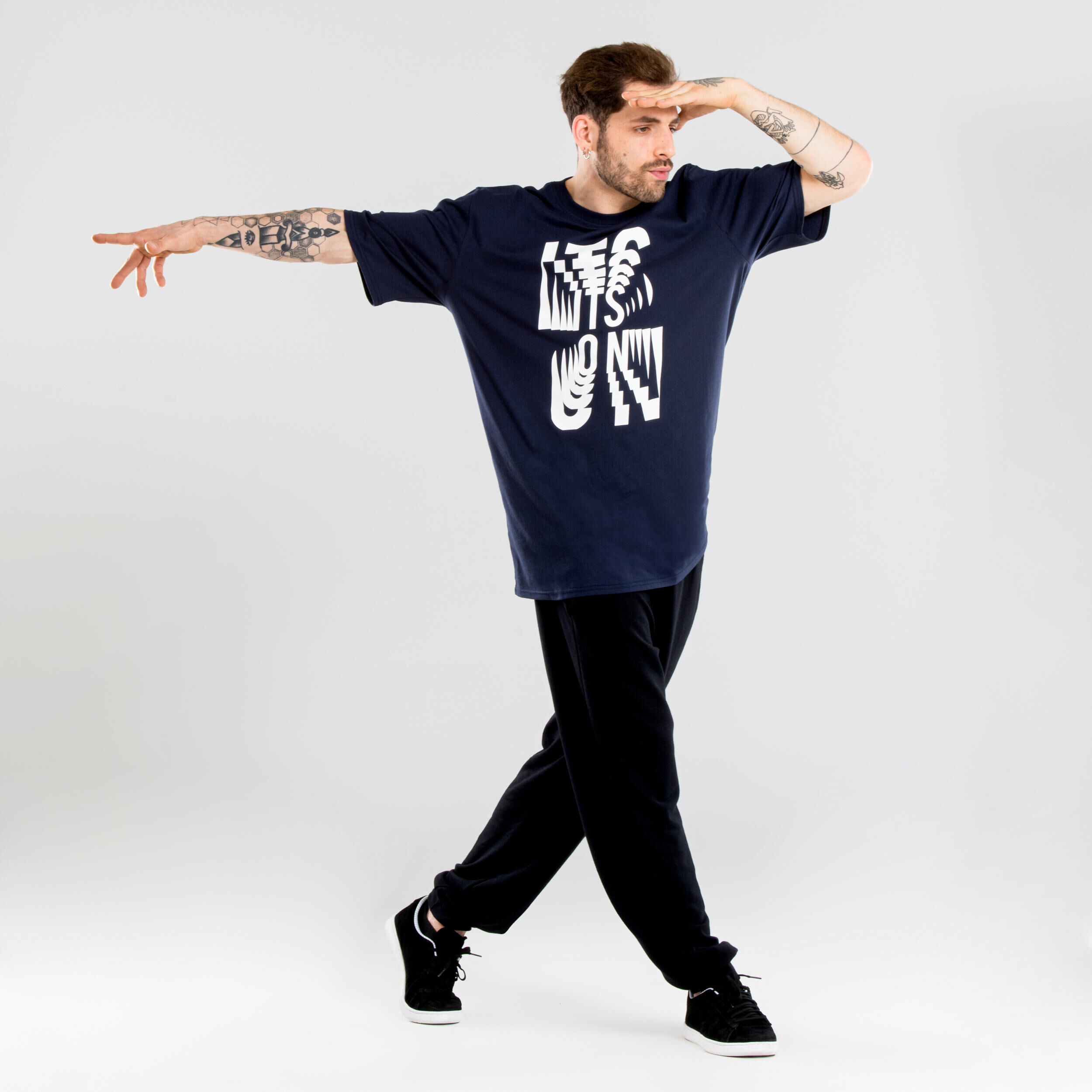 STAREVER Men's Urban Dance T-Shirt - Navy Blue Print