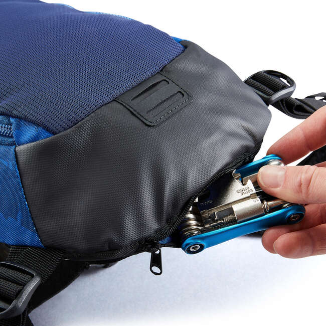 rockrider hydration backpack