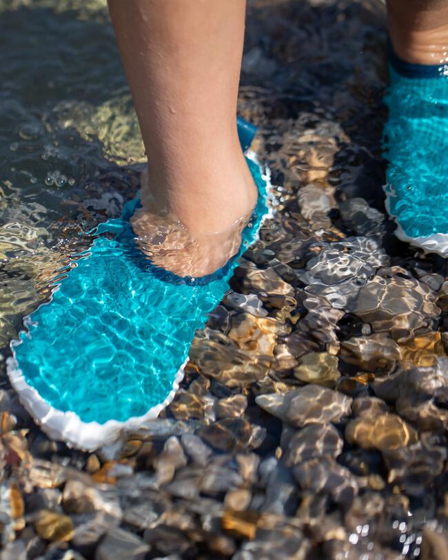 aquashoes100