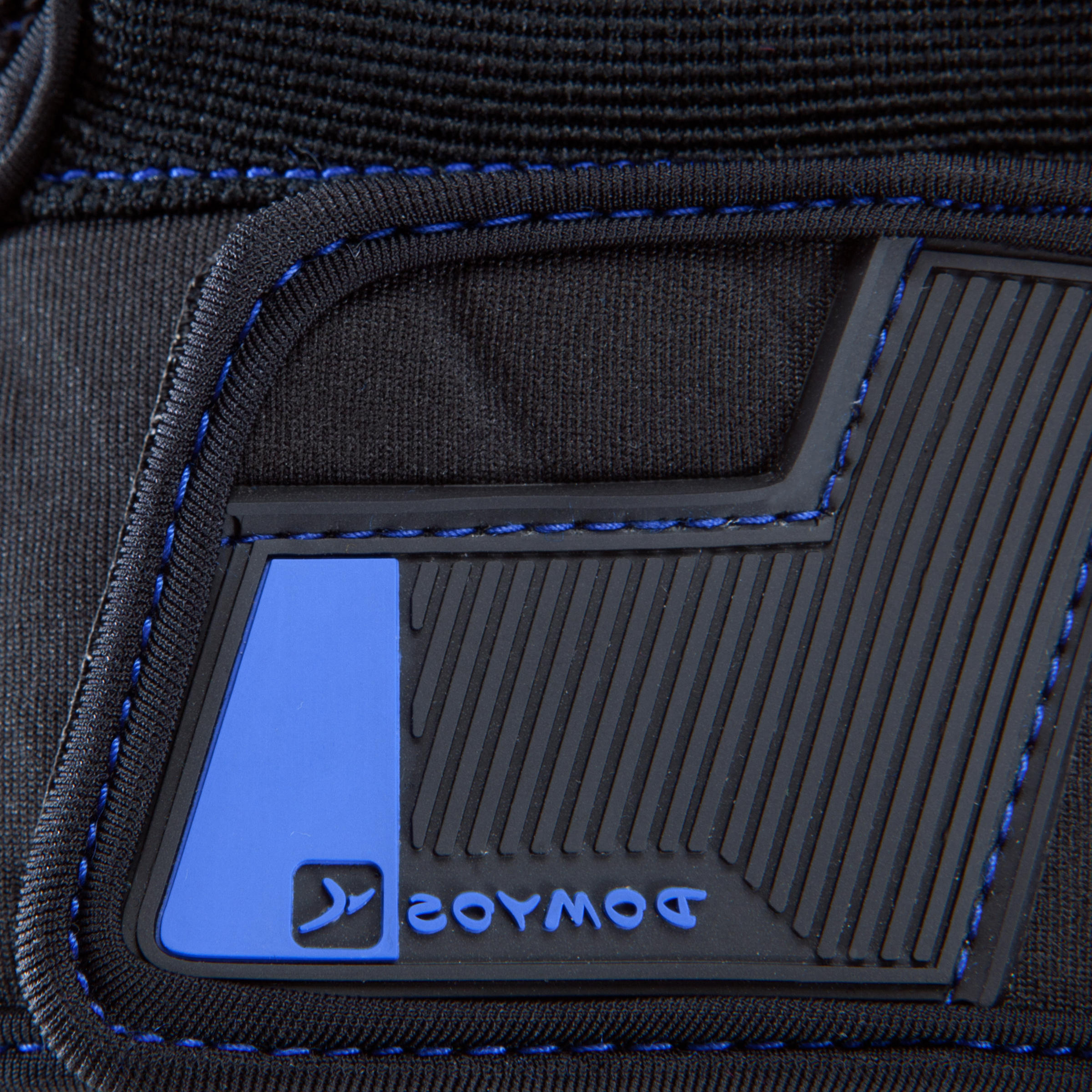 900 Weight Training Glove - Double Rip-Tab Cuff 8/9
