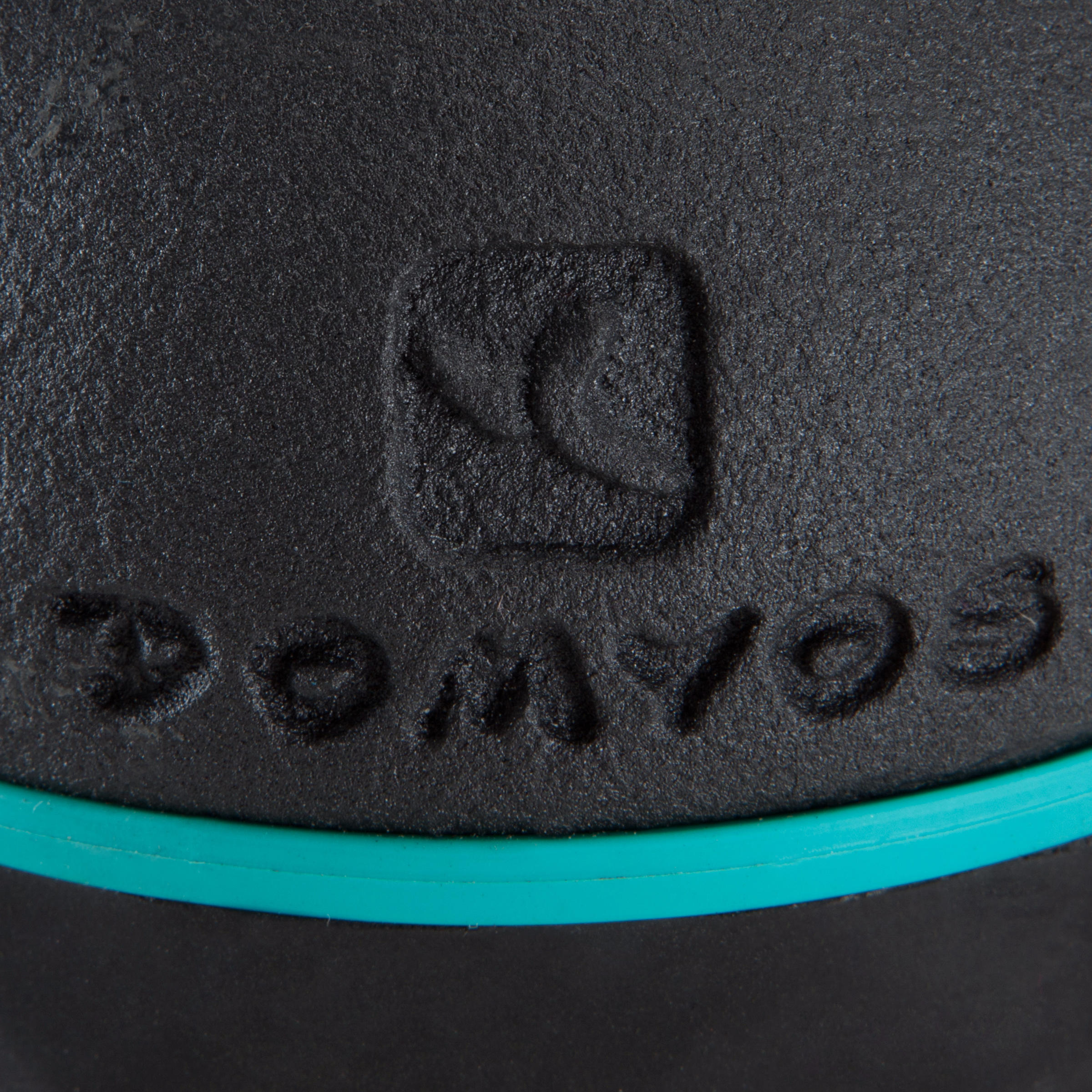 Pesa de hierro fundido con base de goma de 4 kg Kettlebell 17/17