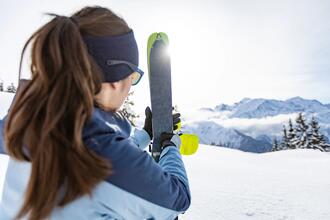 COMMENT FIXER SES PEAUX DE PHOQUE SUR SES SKIS ?