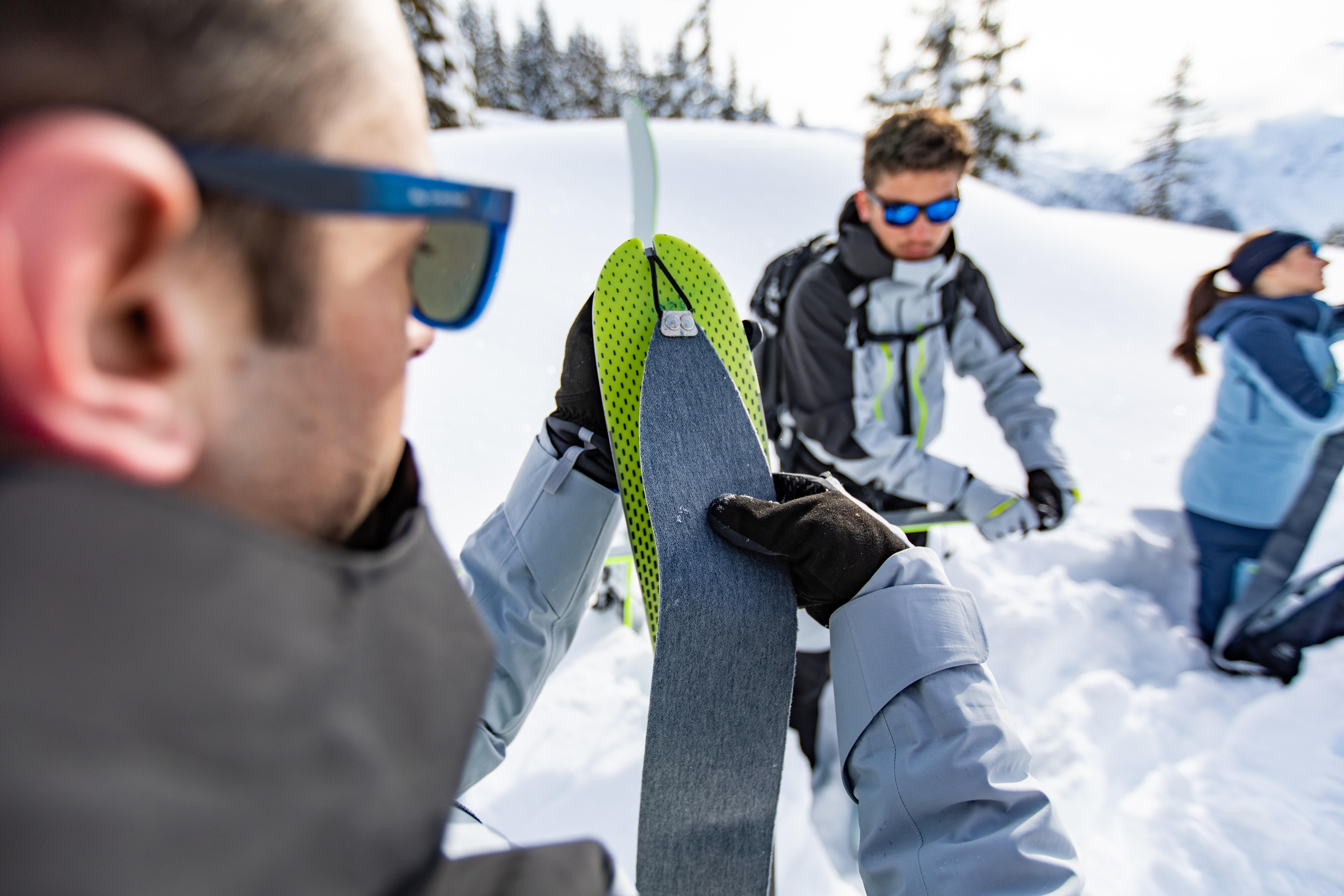 Skis de randonnée avec fixations et peaux – MT 85 - WEDZE