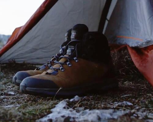 Come prendersi cura correttamente delle scarpe da trekking in cuoio