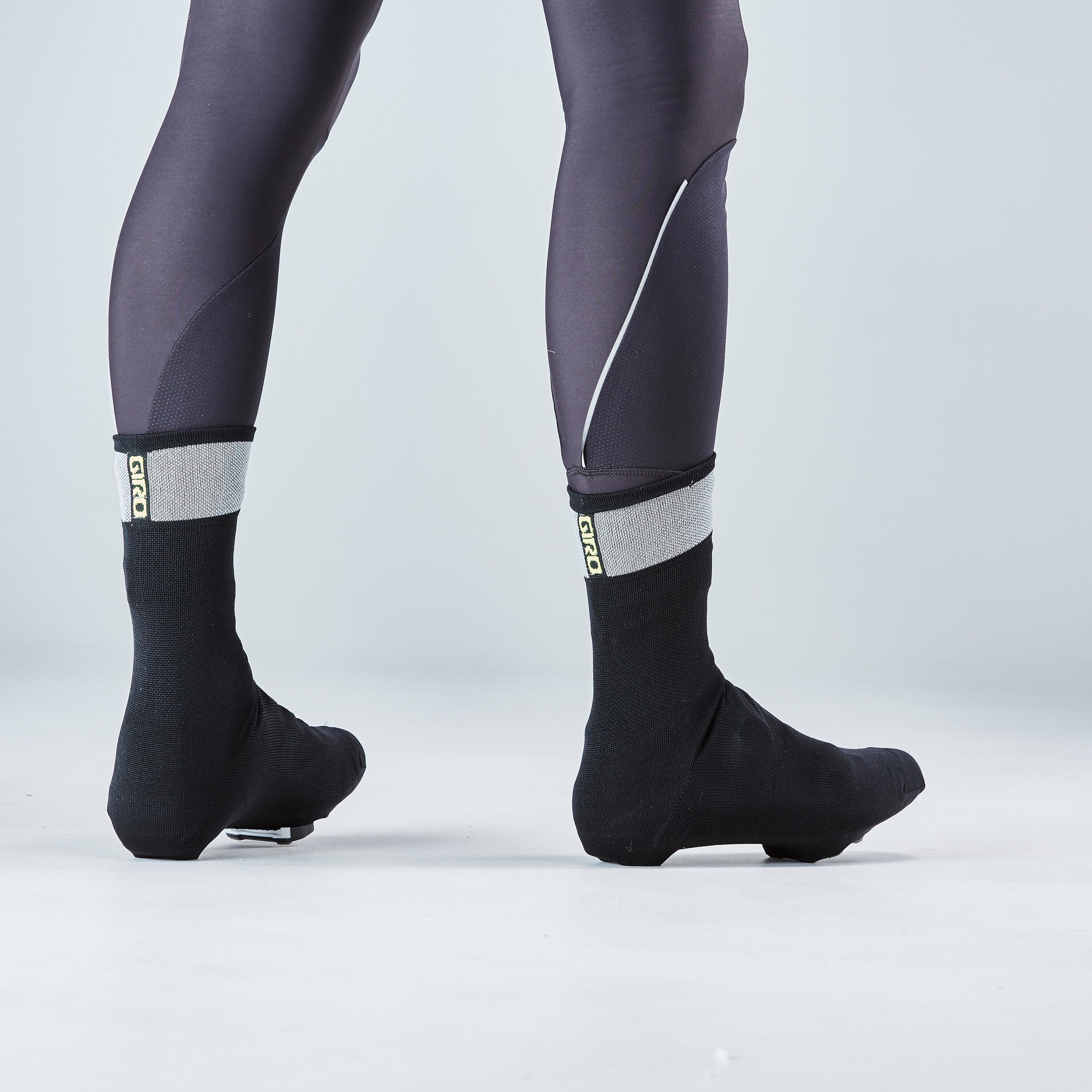 Knitted Cycling Overshoes - Black 3/8