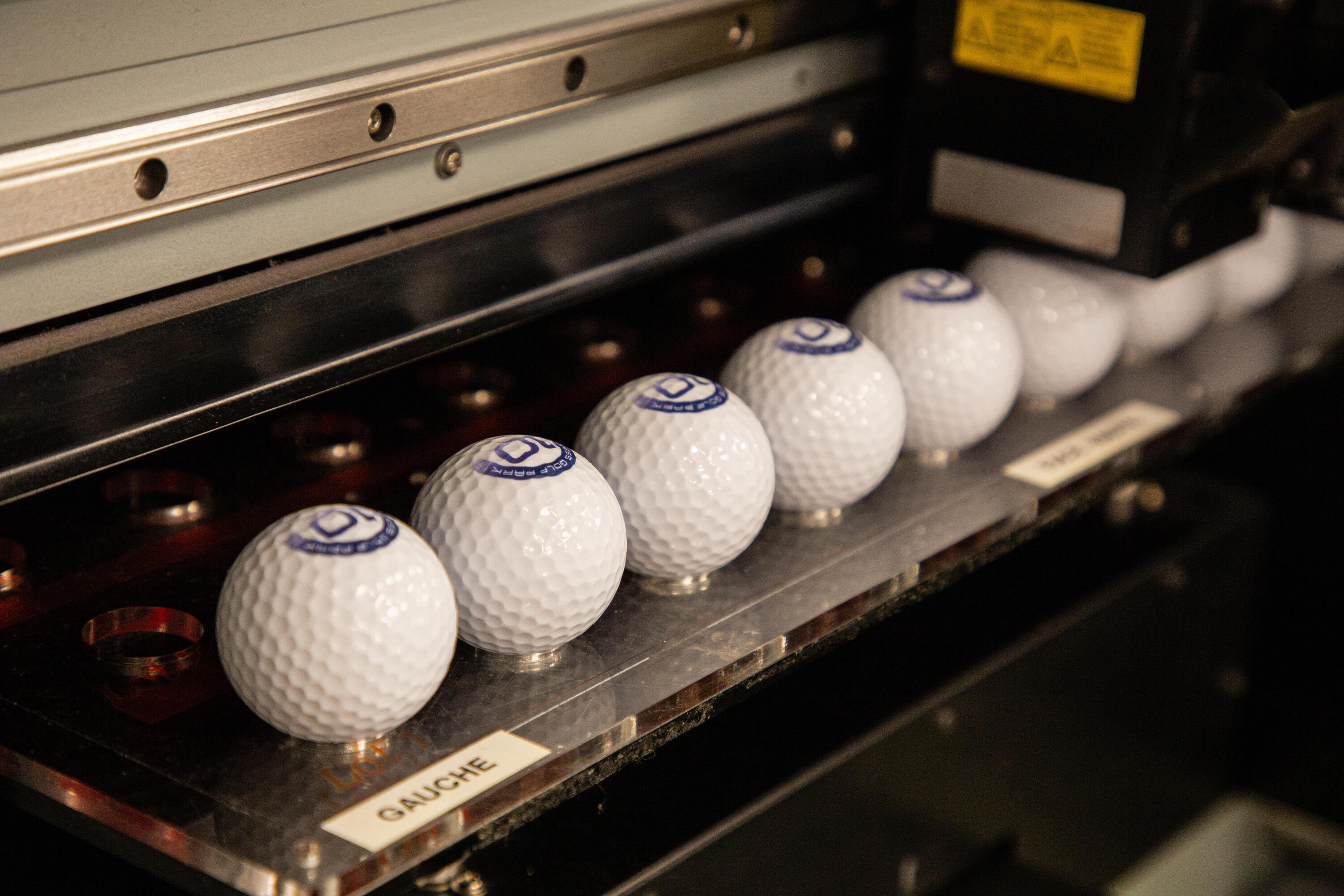 MARQUAGE BALLES DE GOLF 1/1