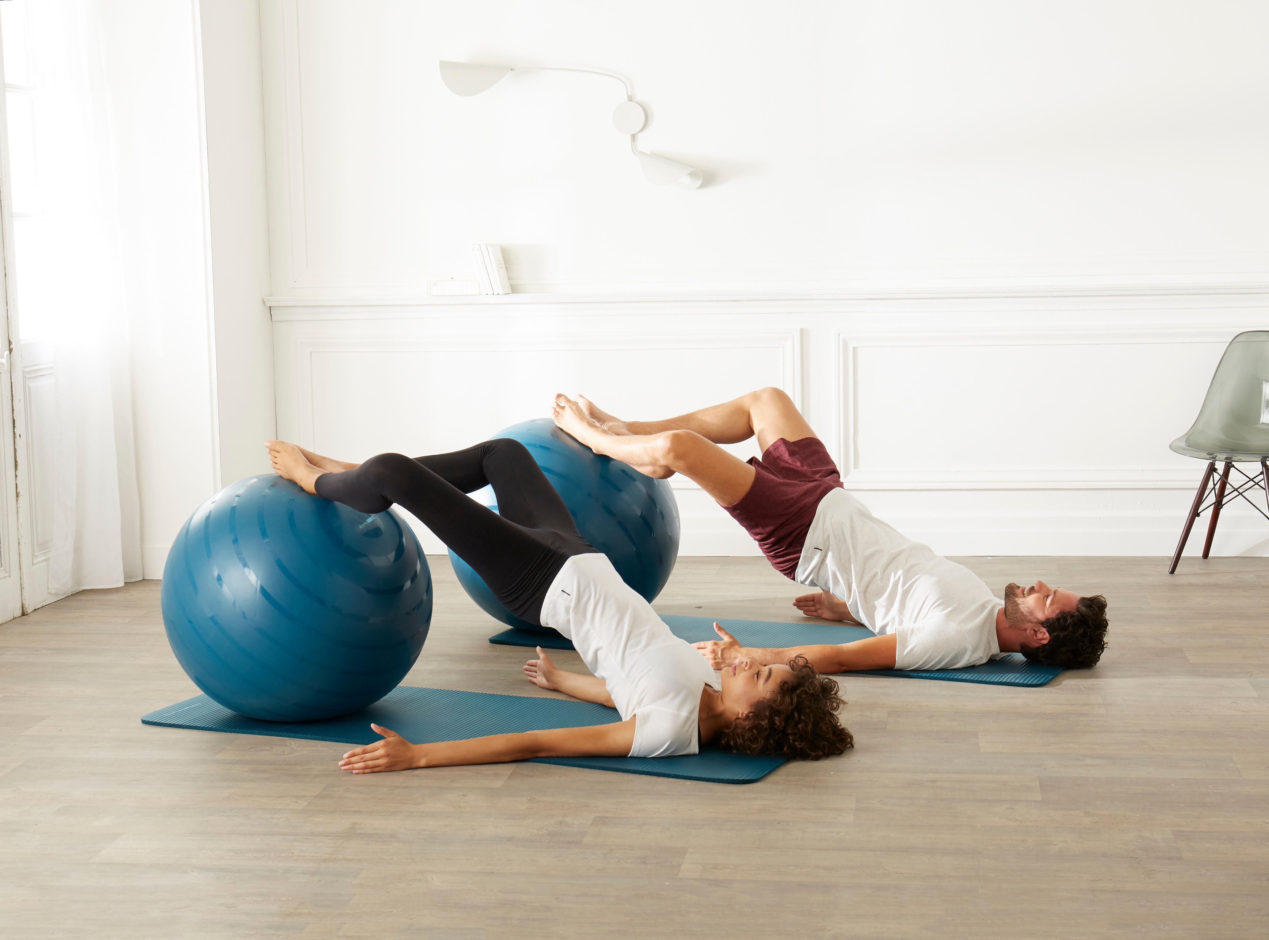 Size 2 (65 cm) Pilates Swiss Ball - Blue - DOMYOS