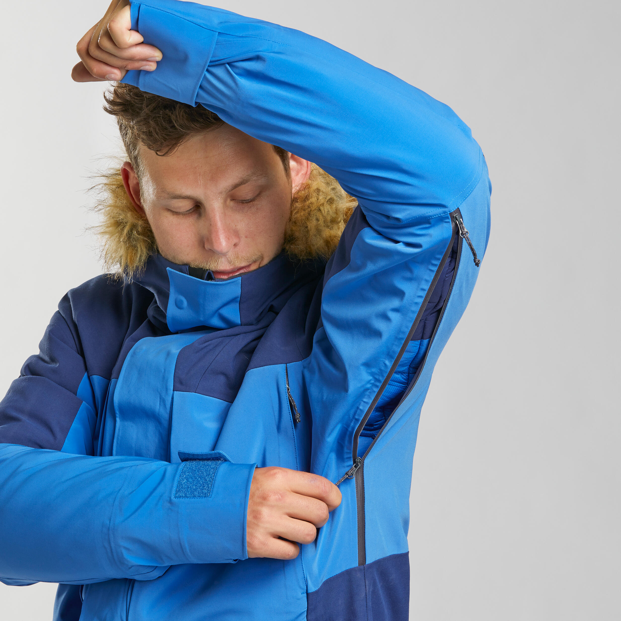 arctic mens showerproof softshell