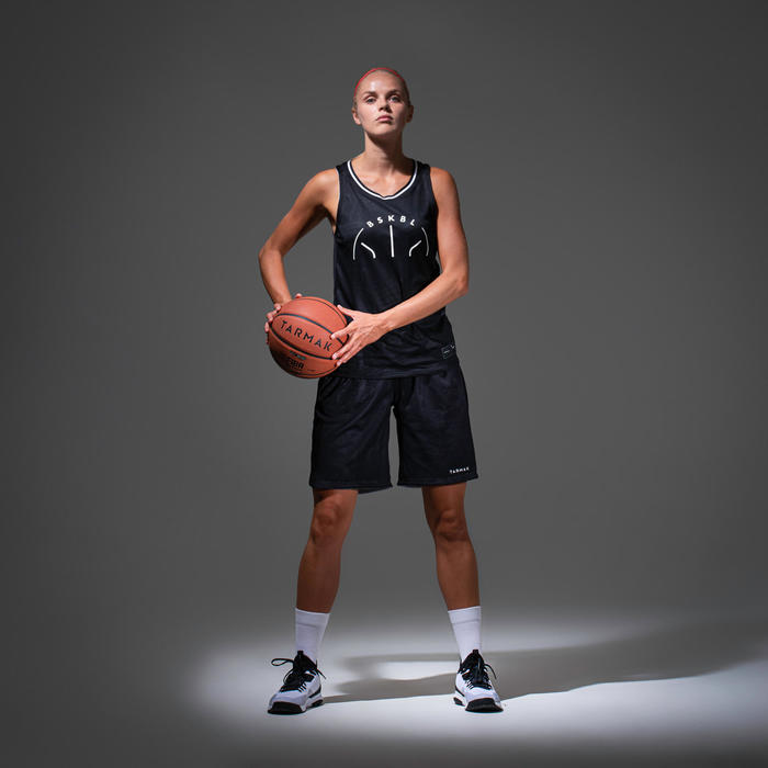 Women S Sleeveless Reversible Basketball Jersey T500r Black Grey Bskbl Tarmak Decathlon