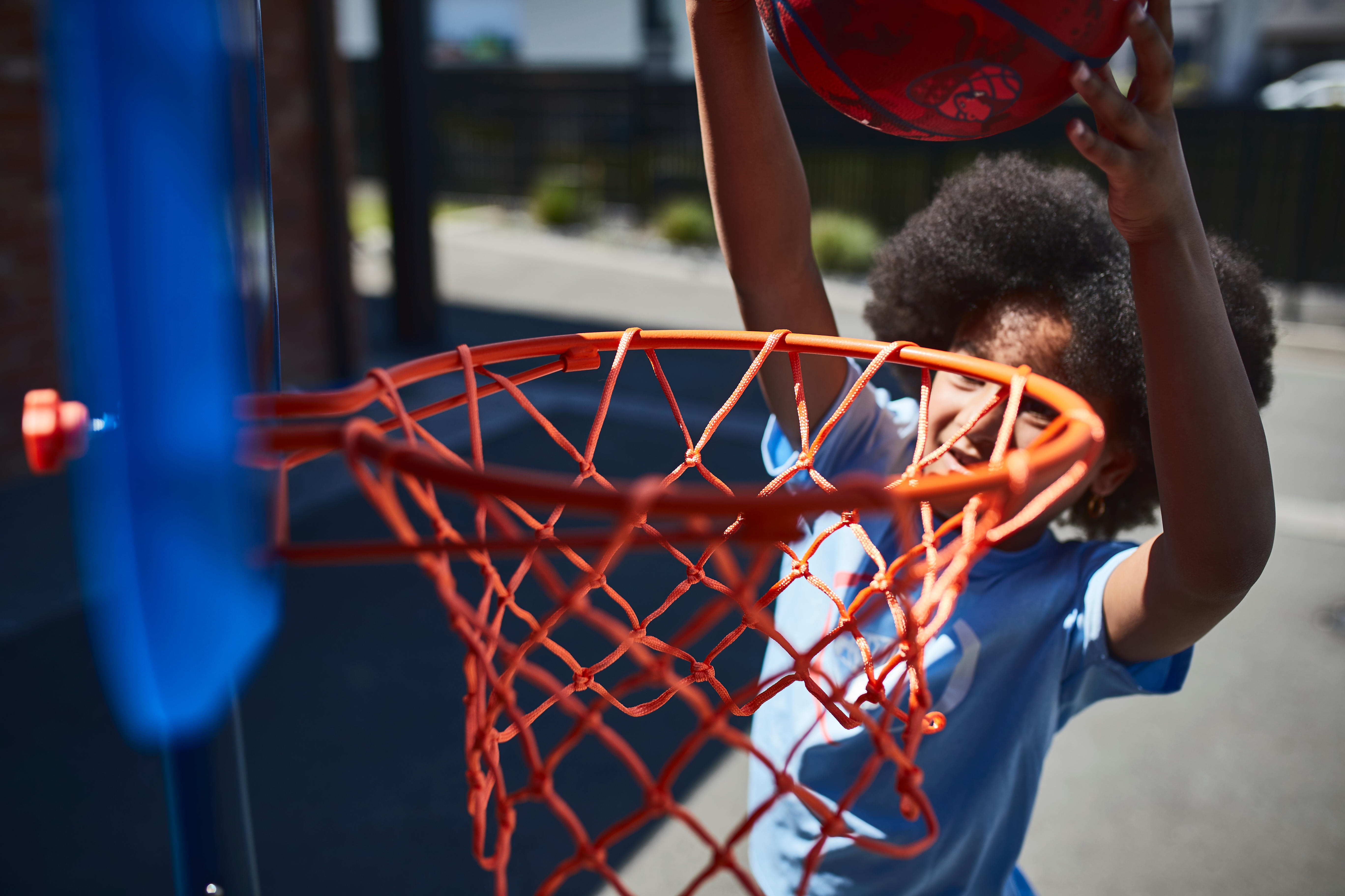 Panier de basketball sur pied Aniball réglable de 1,30 à 1,60 m - K 500 bleu - TARMAK