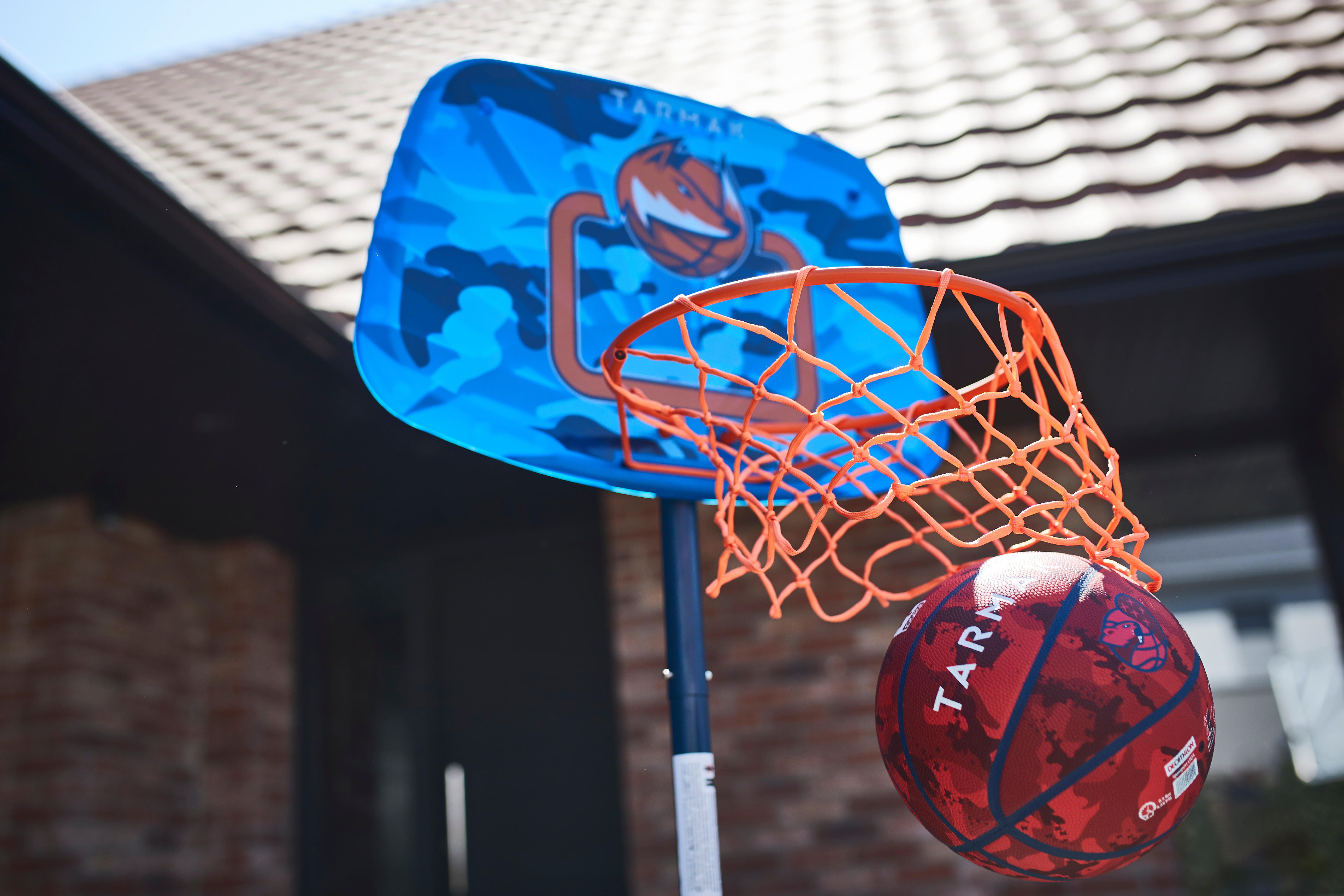 Panier de basketball sur pied Aniball réglable de 1,30 à 1,60 m - K 500 bleu - TARMAK