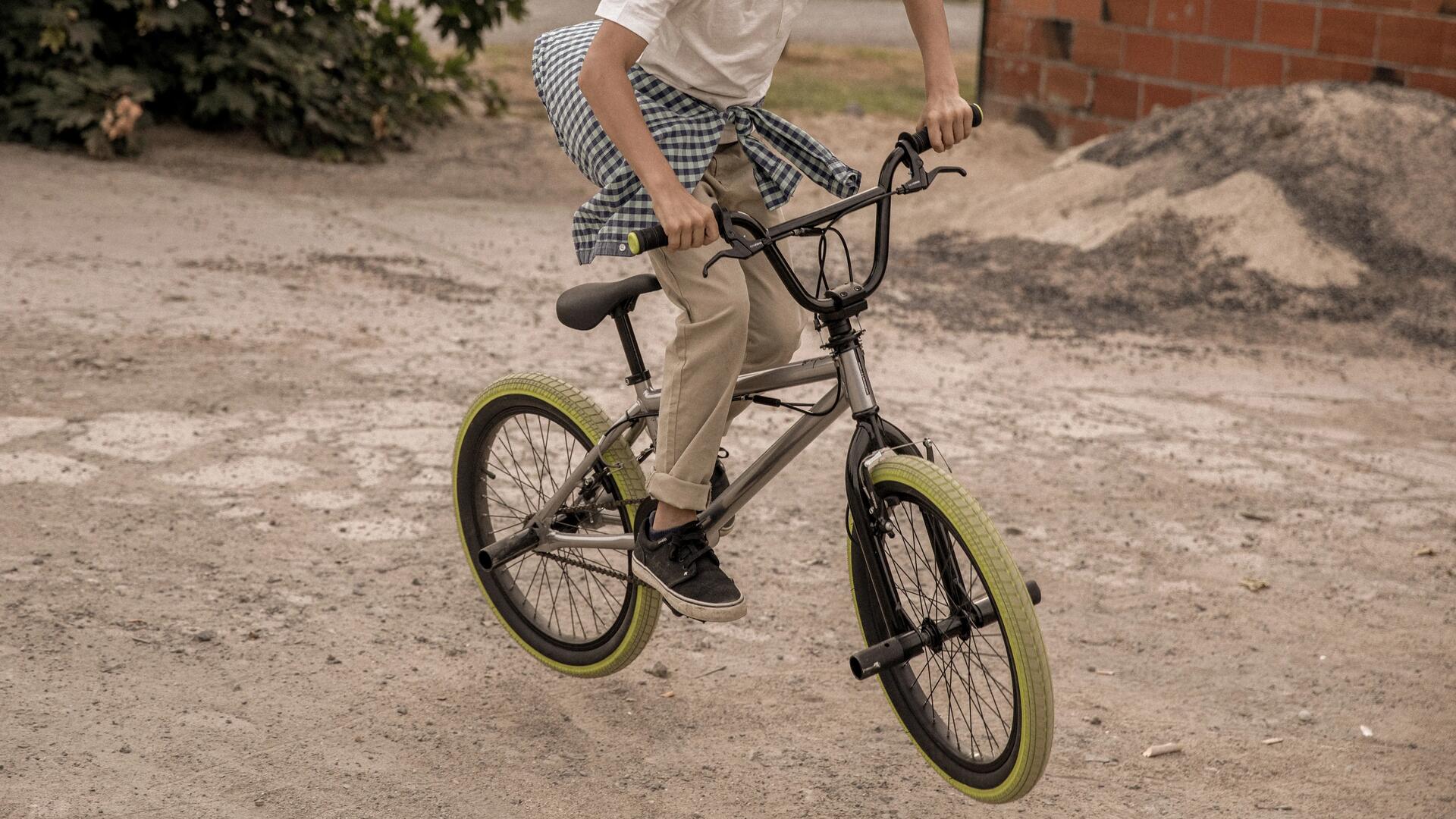 Comment choisir des accessoires de vélo enfant ?