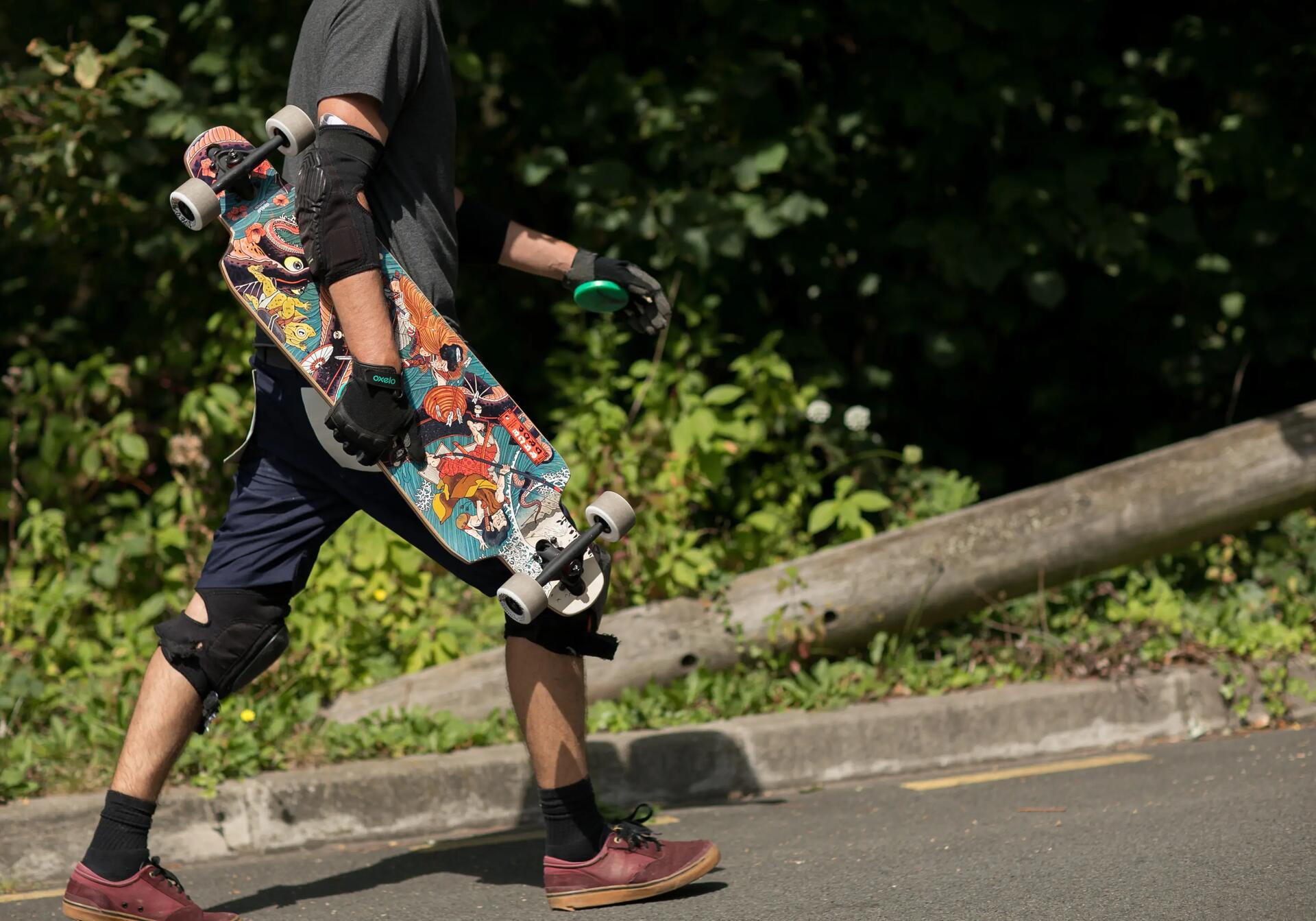 Großes Longboard