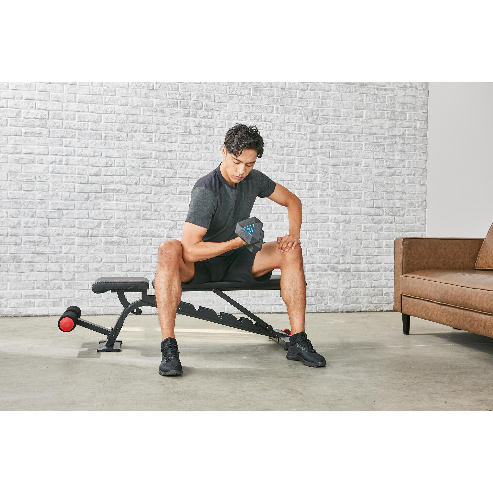 Reinforced, reclining / adjustable weight bench