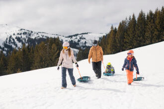 Activities for all ages on snowy holidays