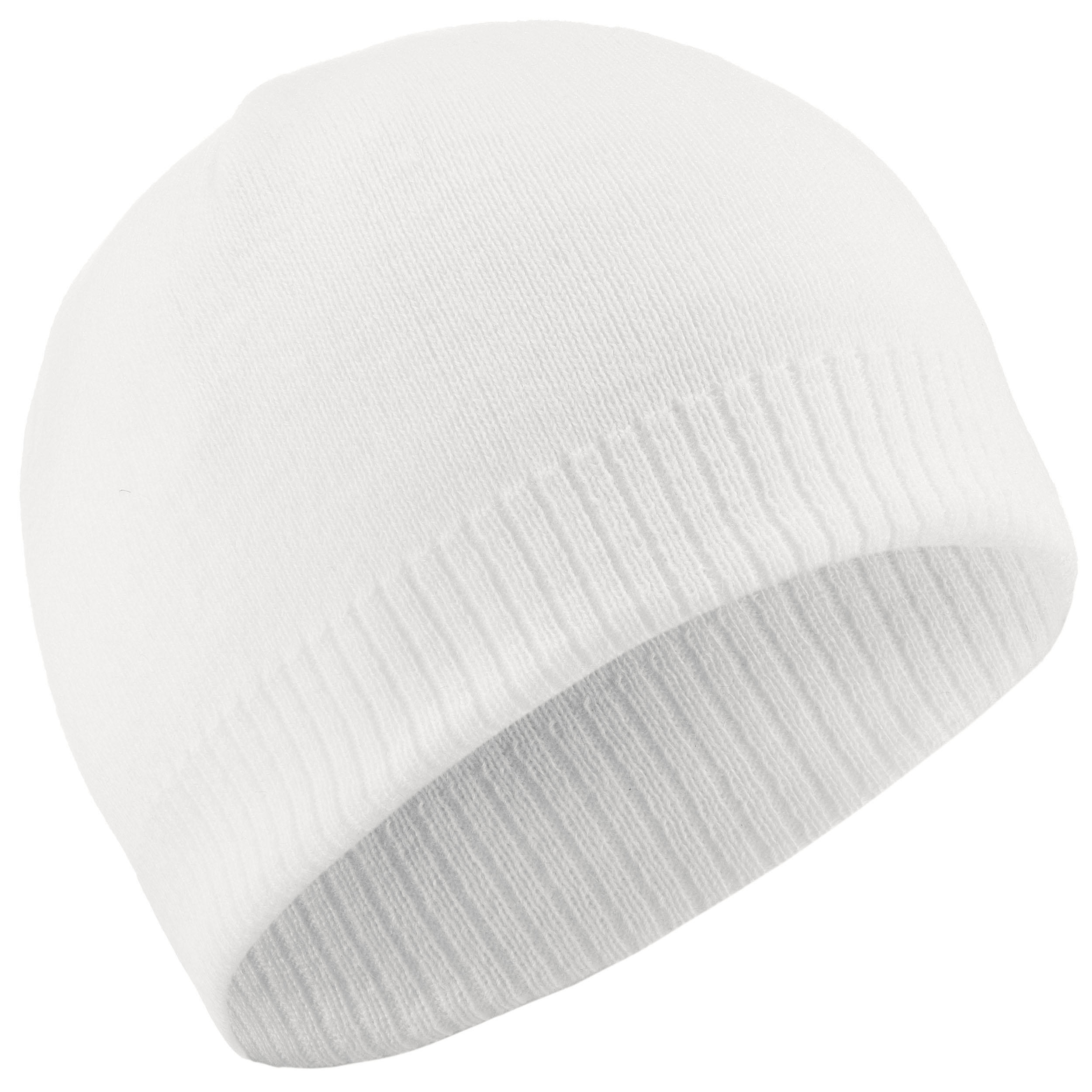 white ski hat