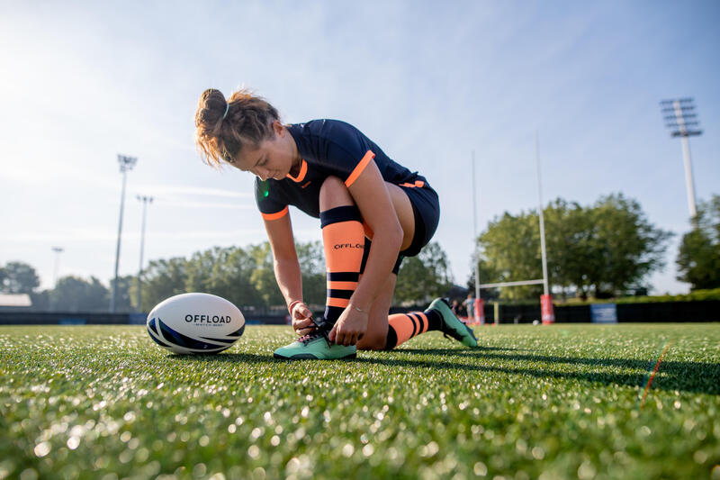 COMMENT CHOISIR SON ÉQUIPEMENT DE RUGBY FÉMININ ? 