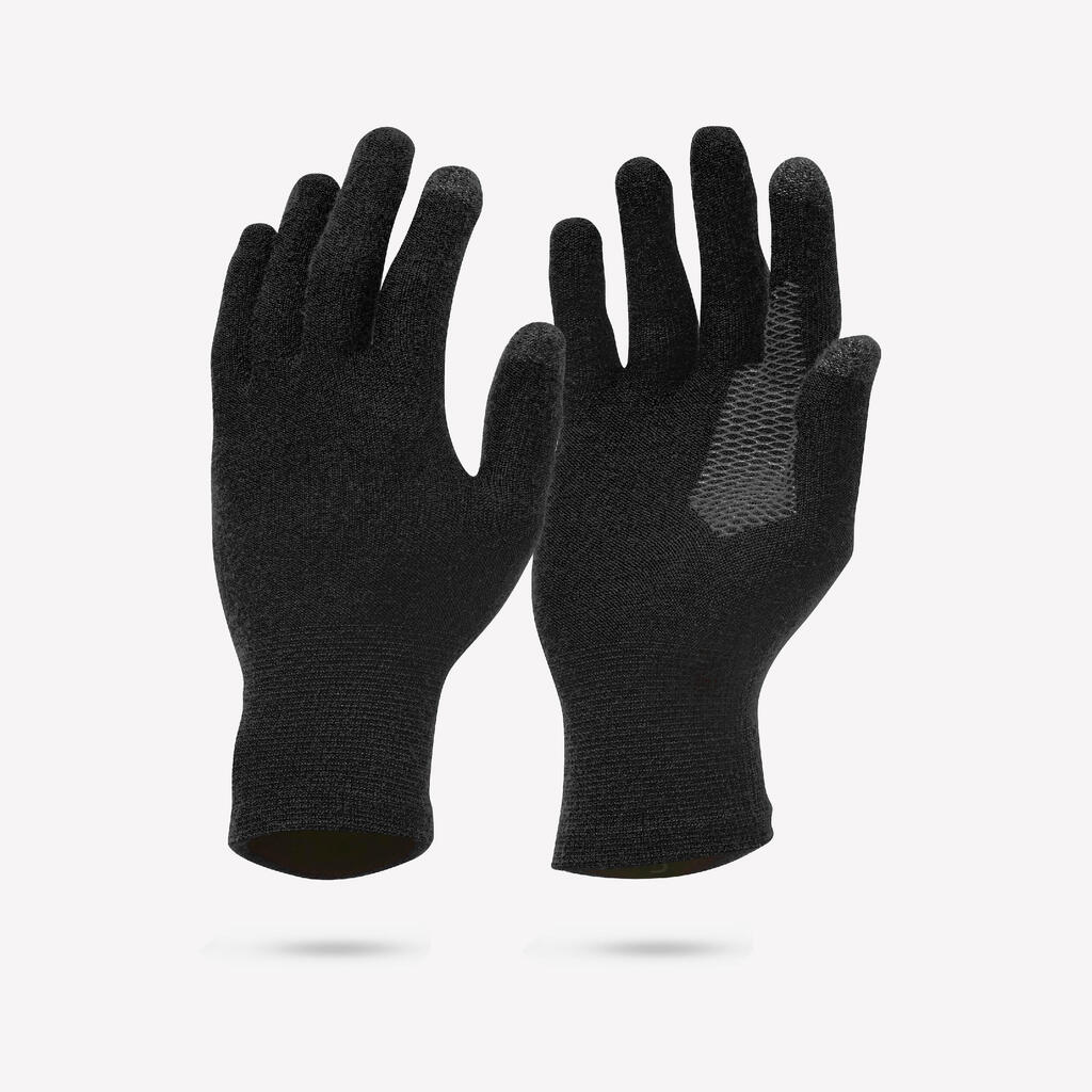 Bezšvové spodné rukavice na horskú turistiku MT500 bordové