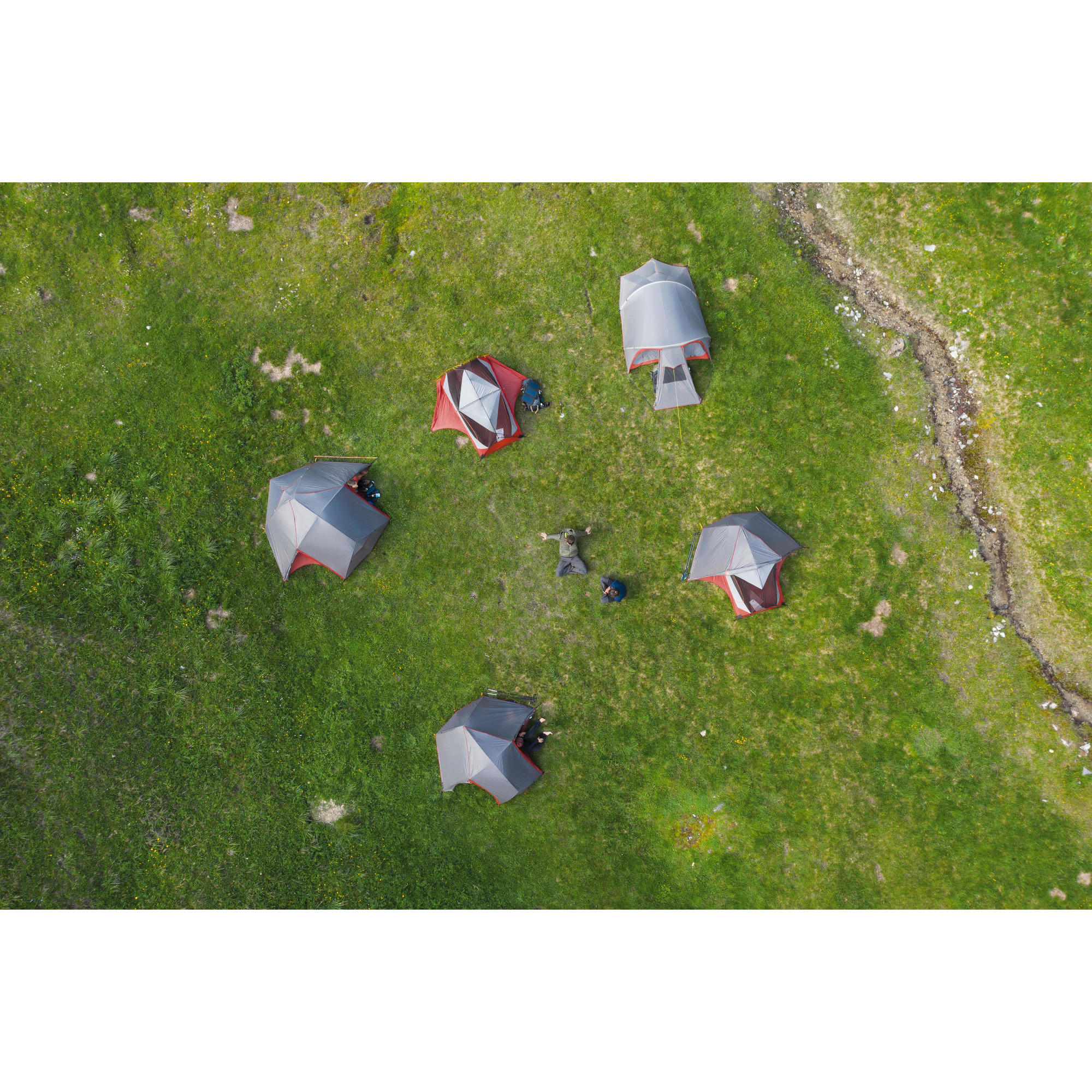 Trekking dome tent - sleeps 3 - MT900