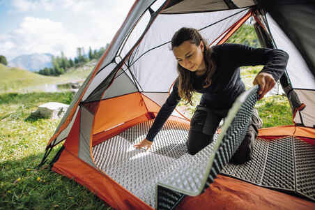Trekking Folding Foam Mattress - MT500 Insulating - 195 x 55 cm - 1 person