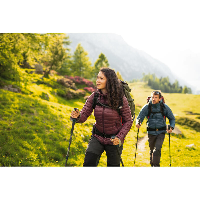 Casaco de penas de Trekking na montanha com capuz Preto - MT100 -5°C - Mulher