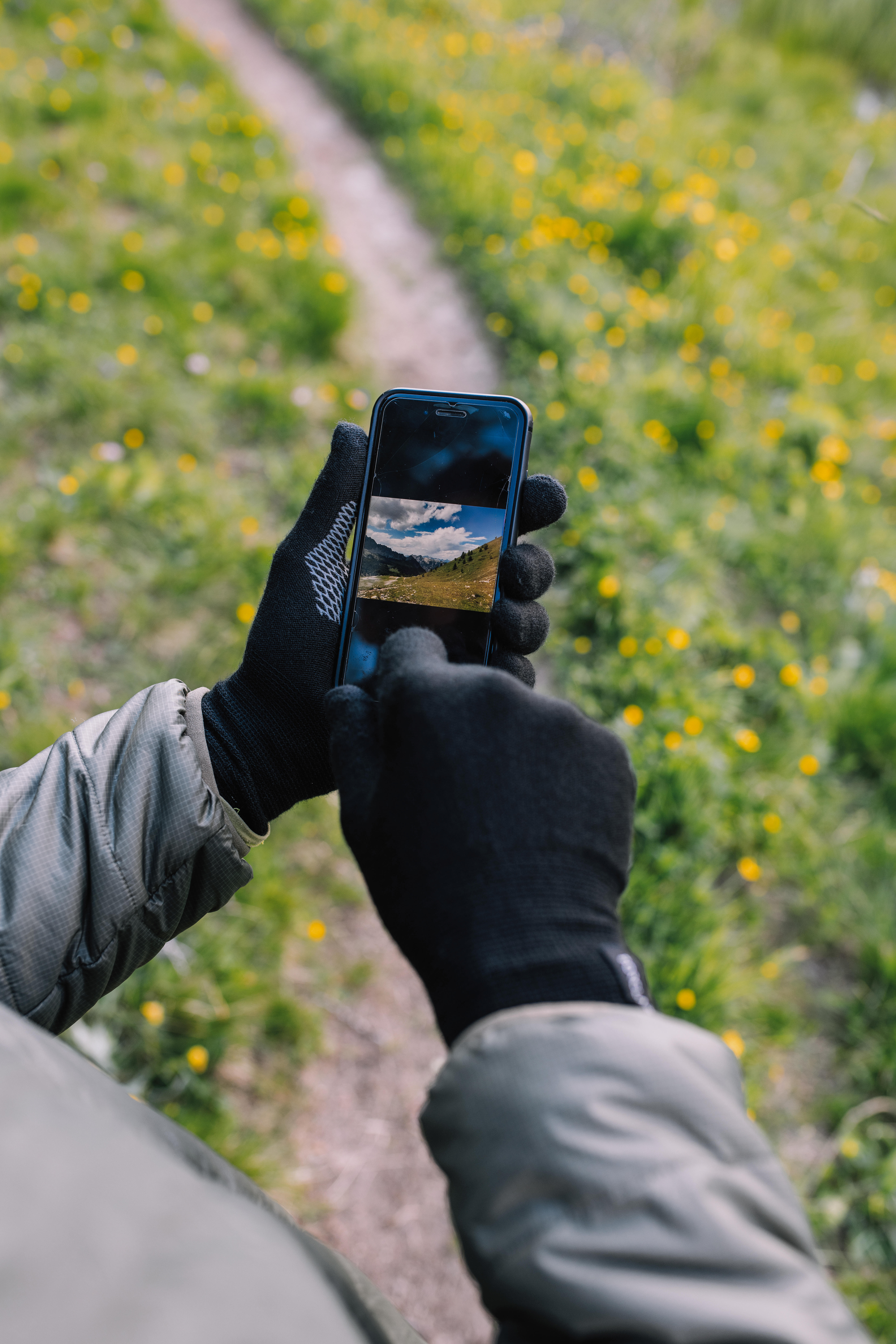 Hiking Seamless Liner Gloves - MT 500 Black - FORCLAZ