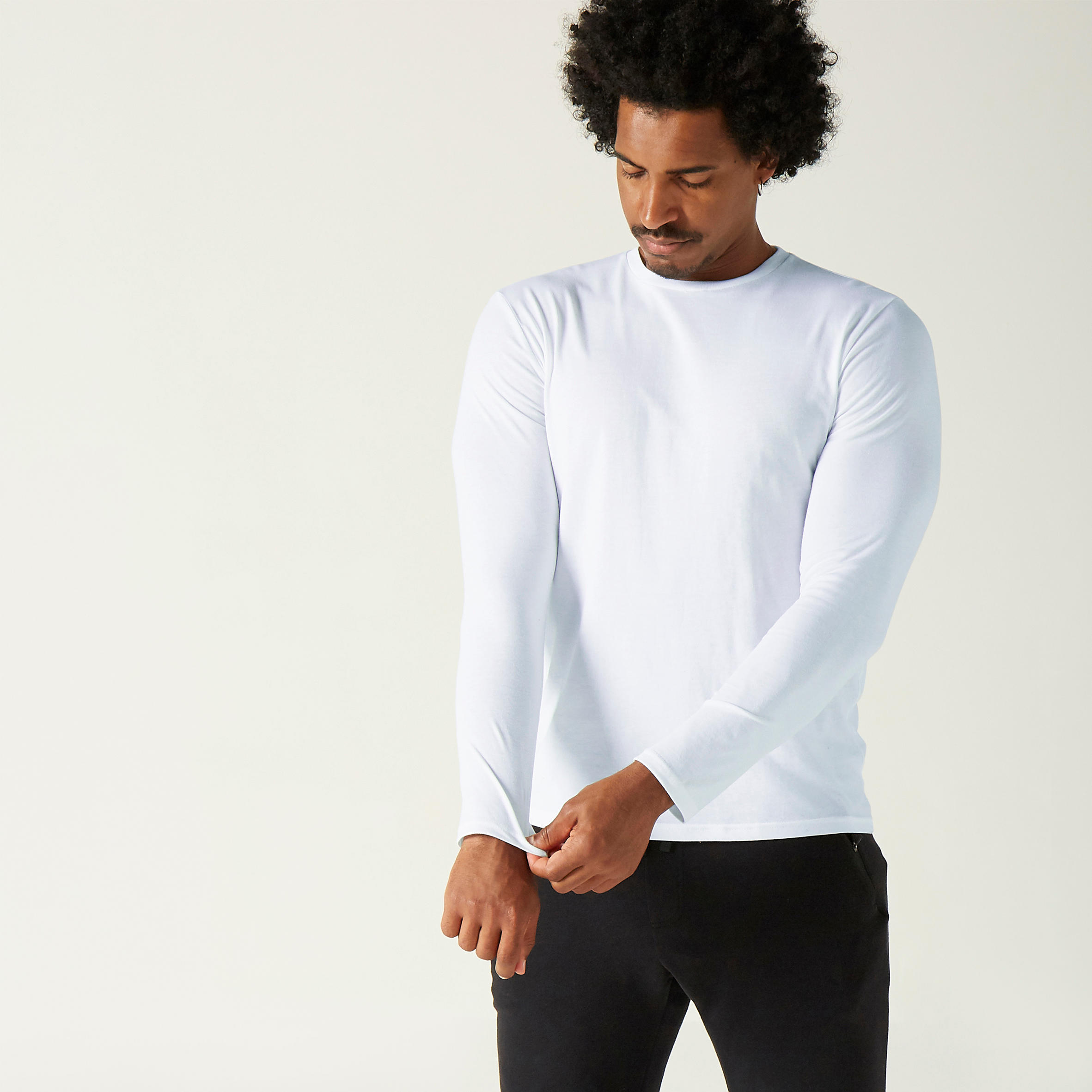 Men's Long-Sleeved Straight-Cut Crew Neck Cotton Fitness T-Shirt 100 - Glacier White 2/5