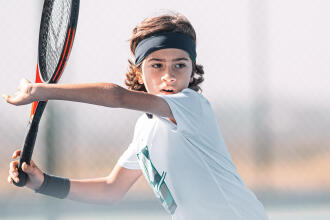網球 | 從小學習網球多元訓練！小孩選網球拍教學