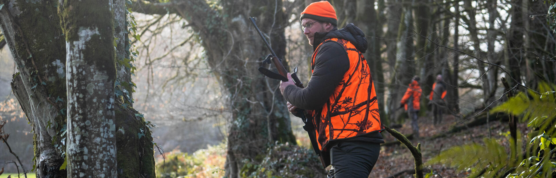 LE CHASSEUR POSTé EN BATTUE SOLOGNAC