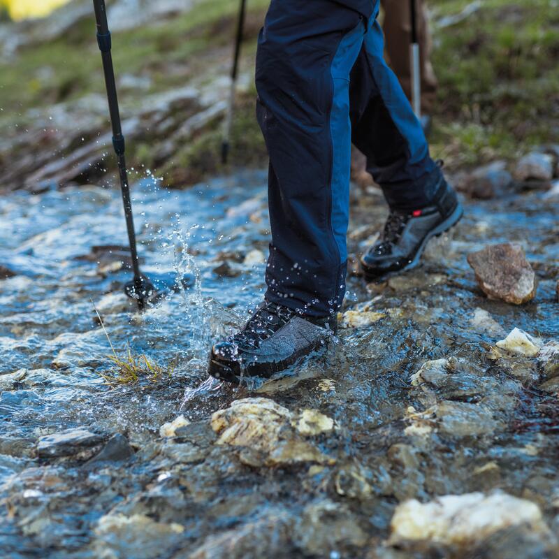 Lagerung Wanderstöcke Trek