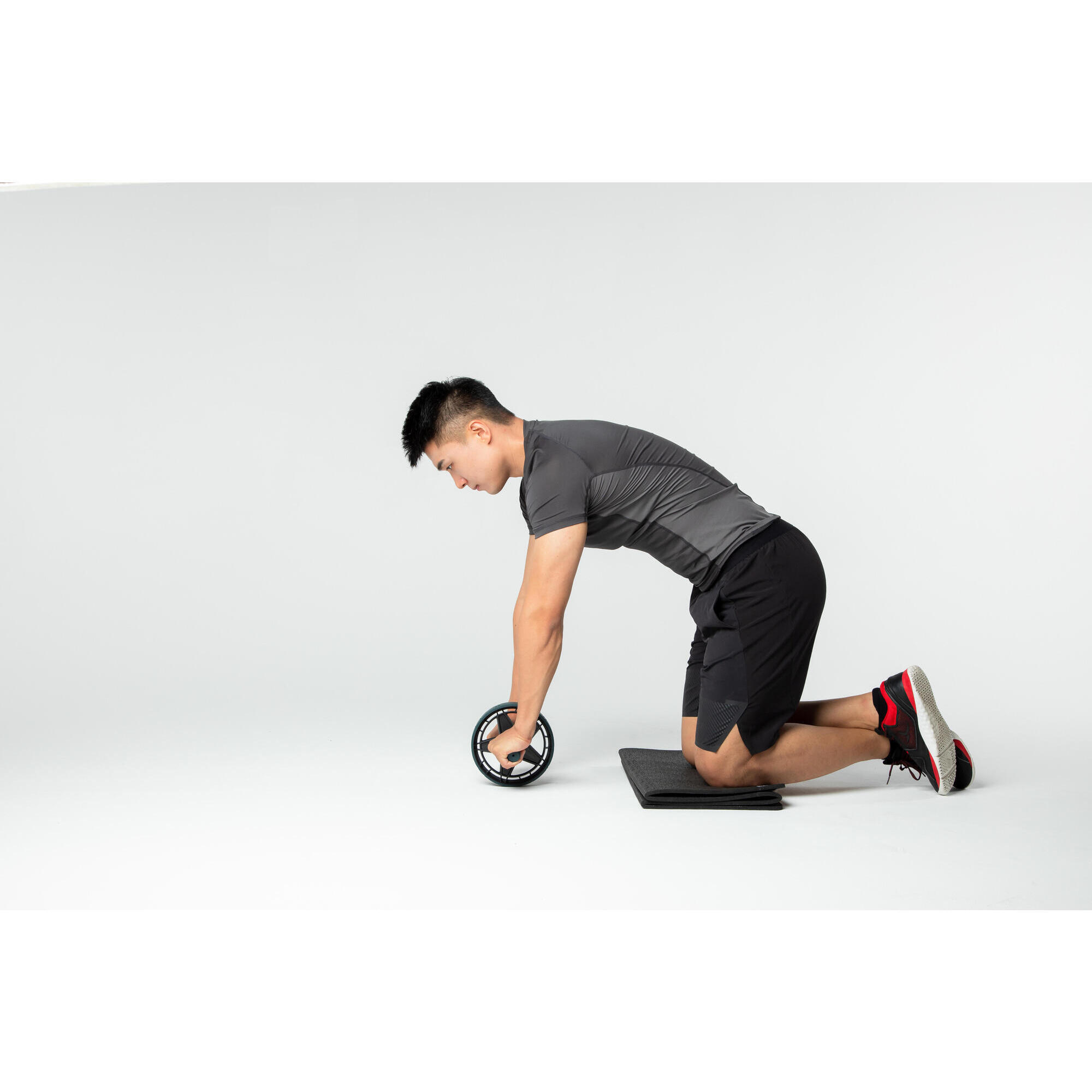 Ролик для пресса Ab Wheel DOMYOS