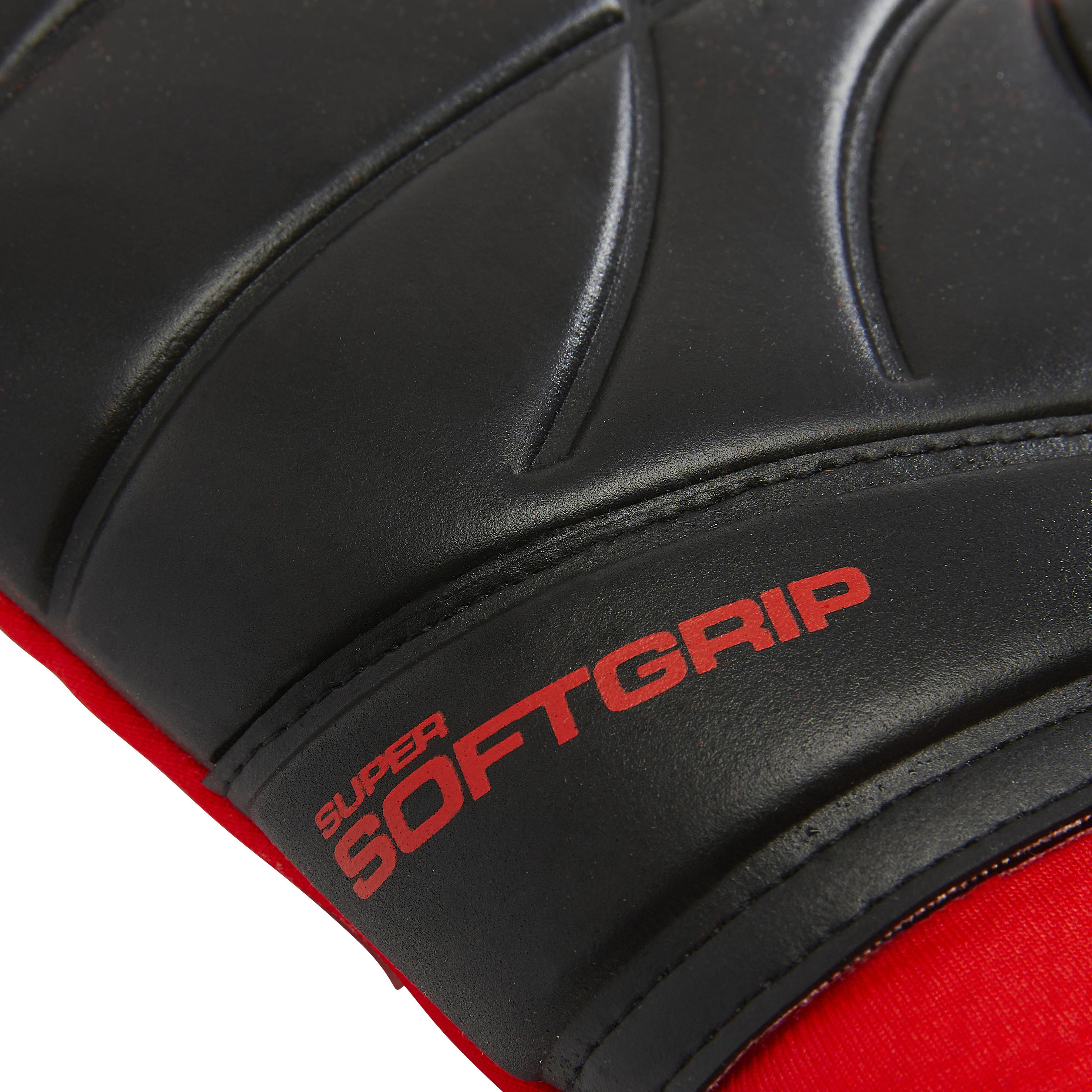 Adult Football Negative Seam Goalkeeper Gloves F900 - Red/Black 3/8