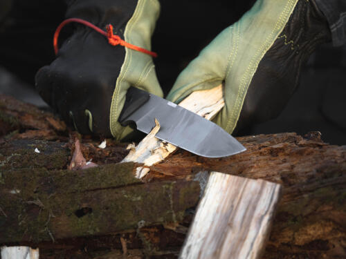 Comment choisir son couteau de bushcraft ?