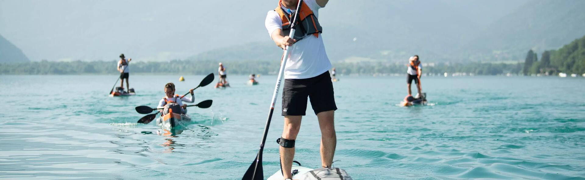 SUP und Kanu Gepäck geeignet verstauen. Erfahre hier, wie deine Wertsachen auf dem Wasser trocken bleiben.