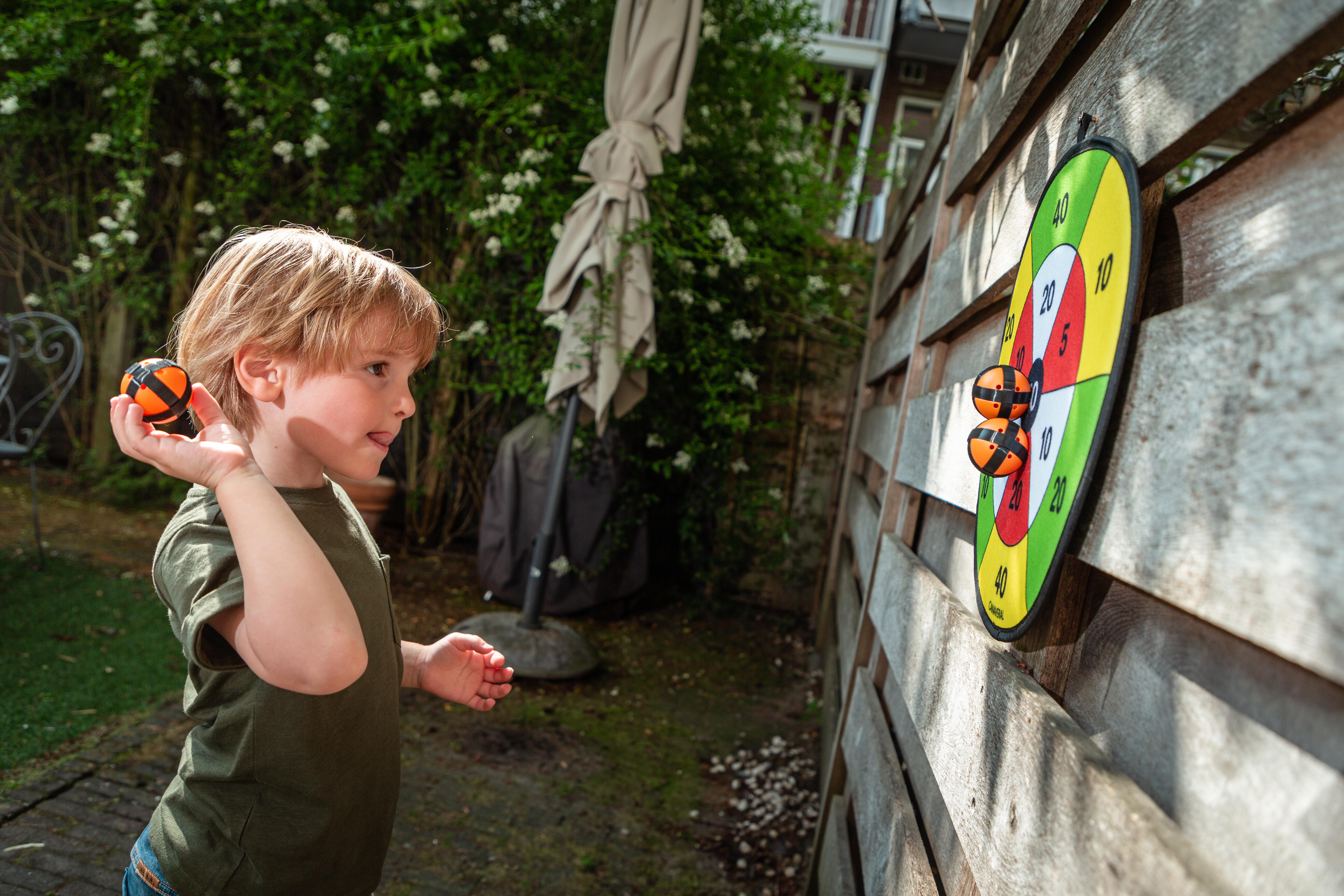 Traditional hook and loop tab target Sunshine yellow, Apple green