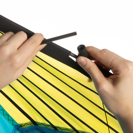 Предназначен для опытных пилотов воздушных змеев с углеволокном. 