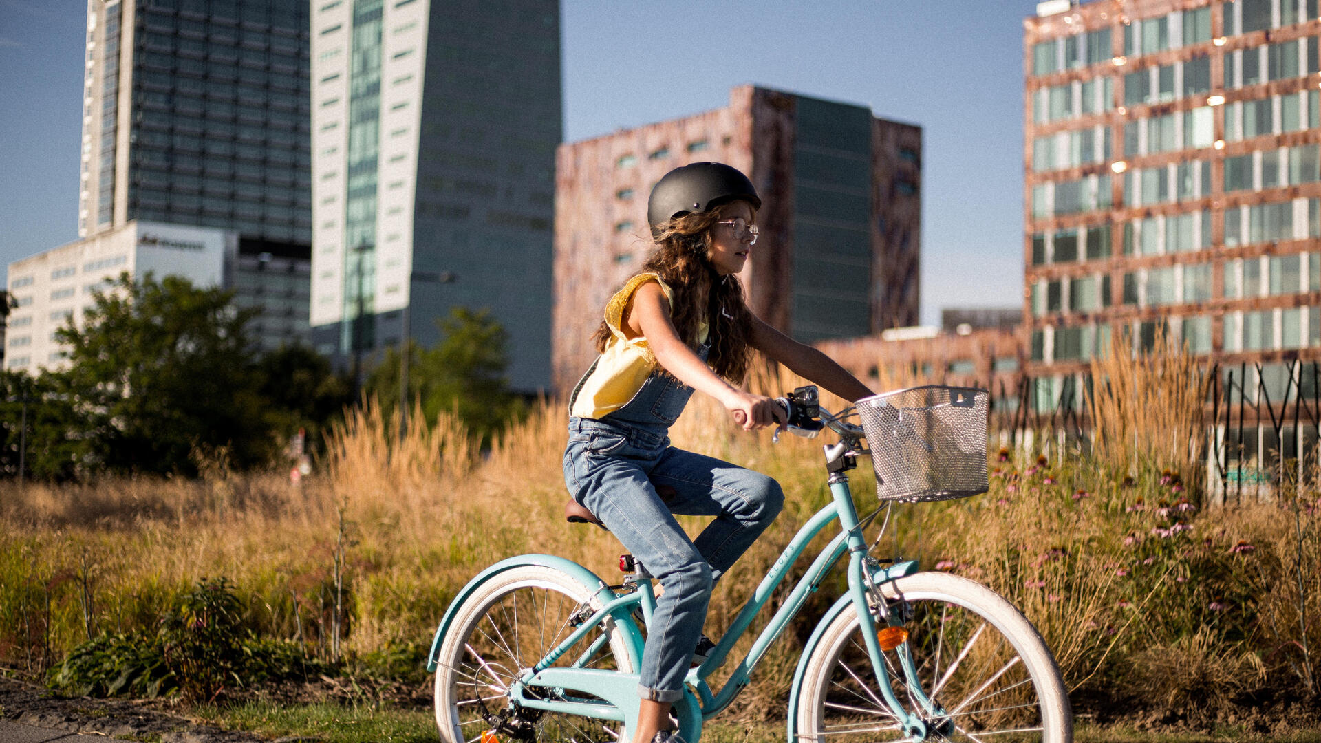 Come muoversi in bici con un bambino/una bambina?