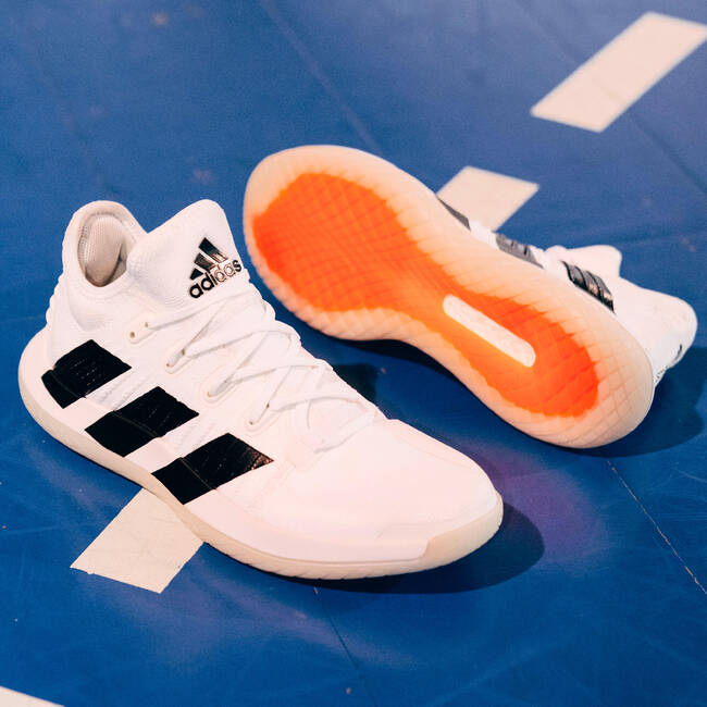 chaussure hand adidas