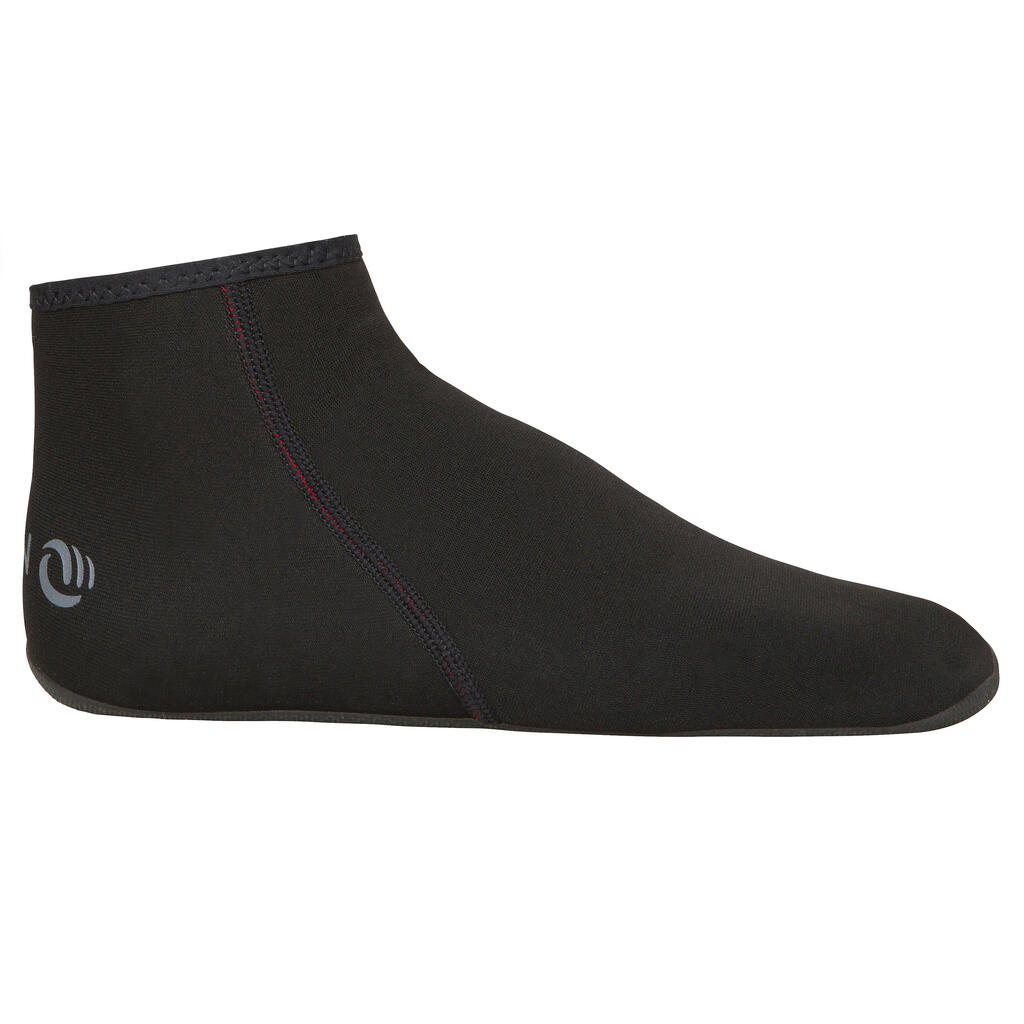 Neoprénové ponožky na surf a bodyboard 100 – 2 mm čierne